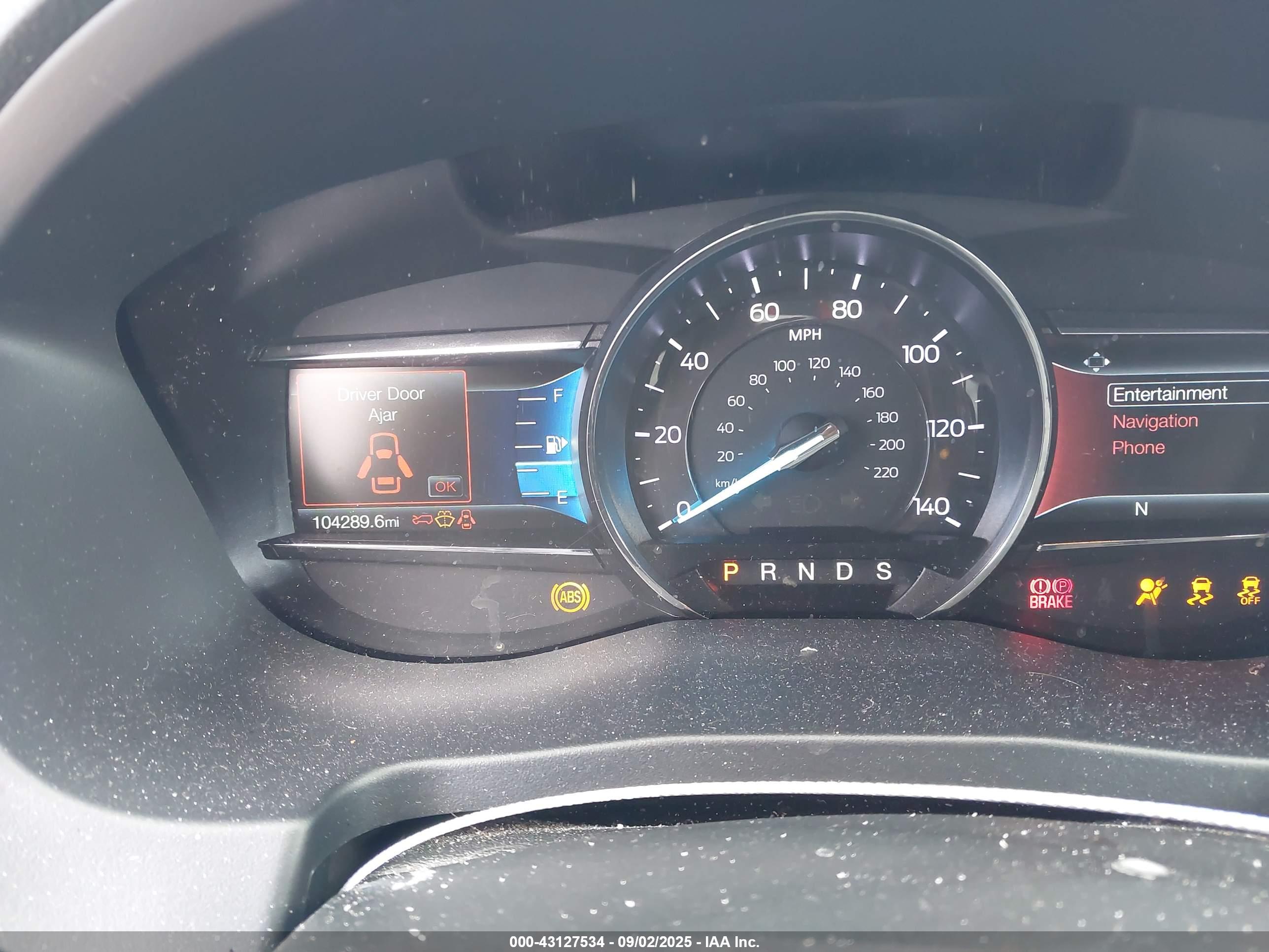 FORD EXPLORER image 7
