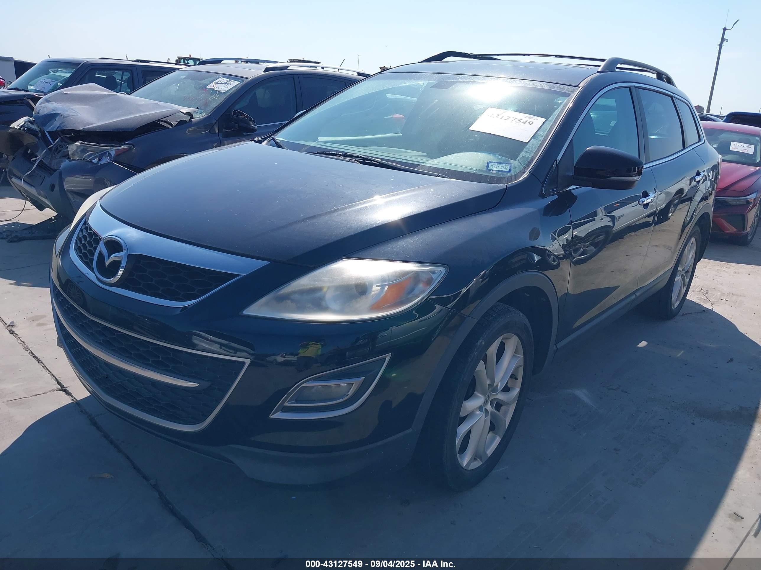 MAZDA CX-9 image 2