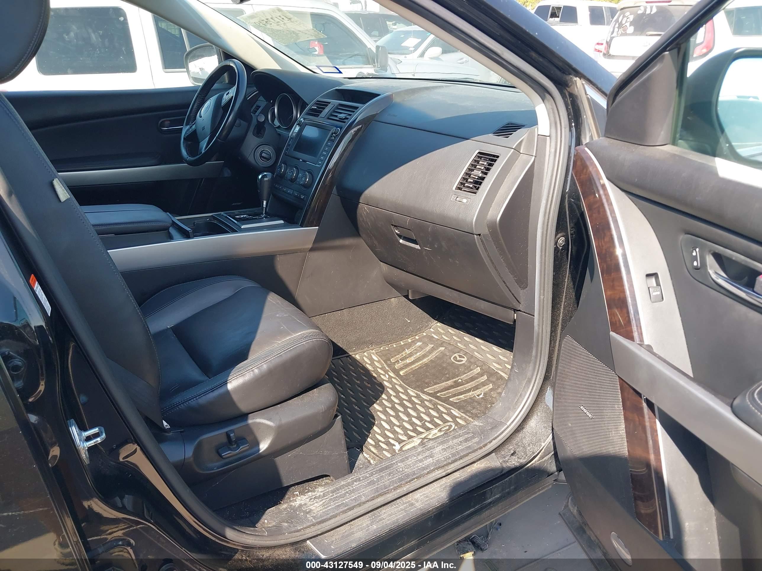 MAZDA CX-9 image 5