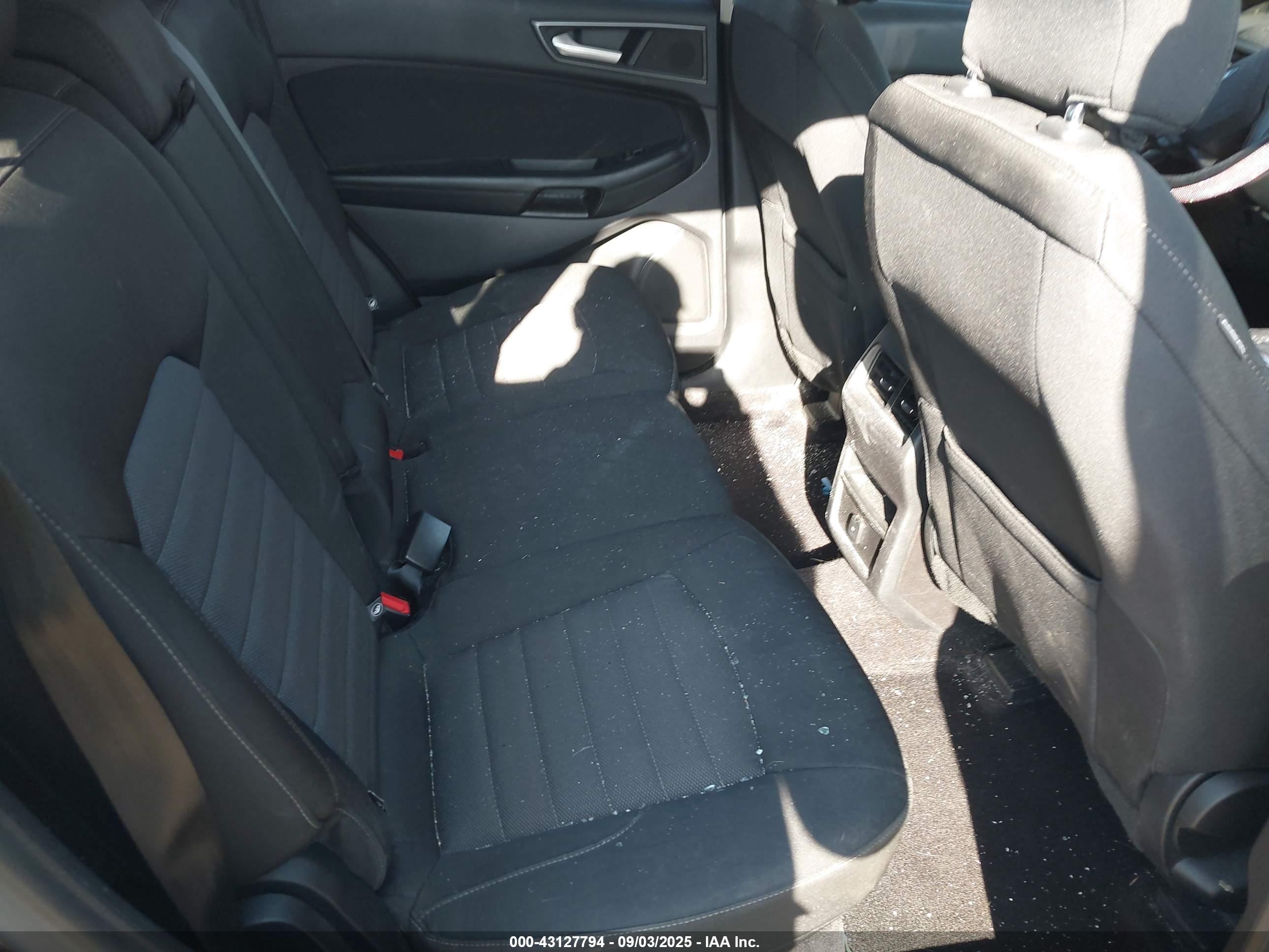 FORD EDGE image 8