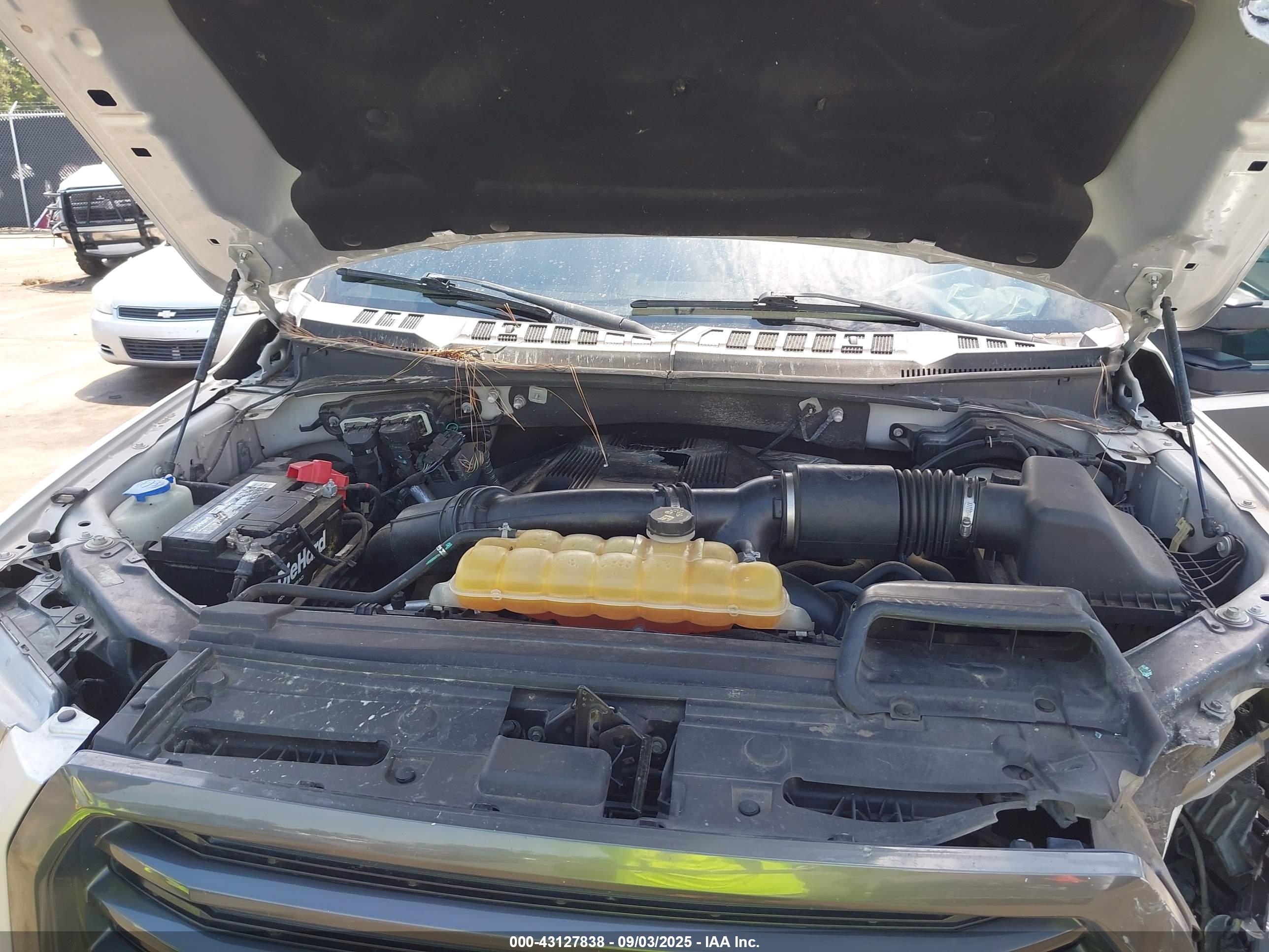 FORD F-150 image 10