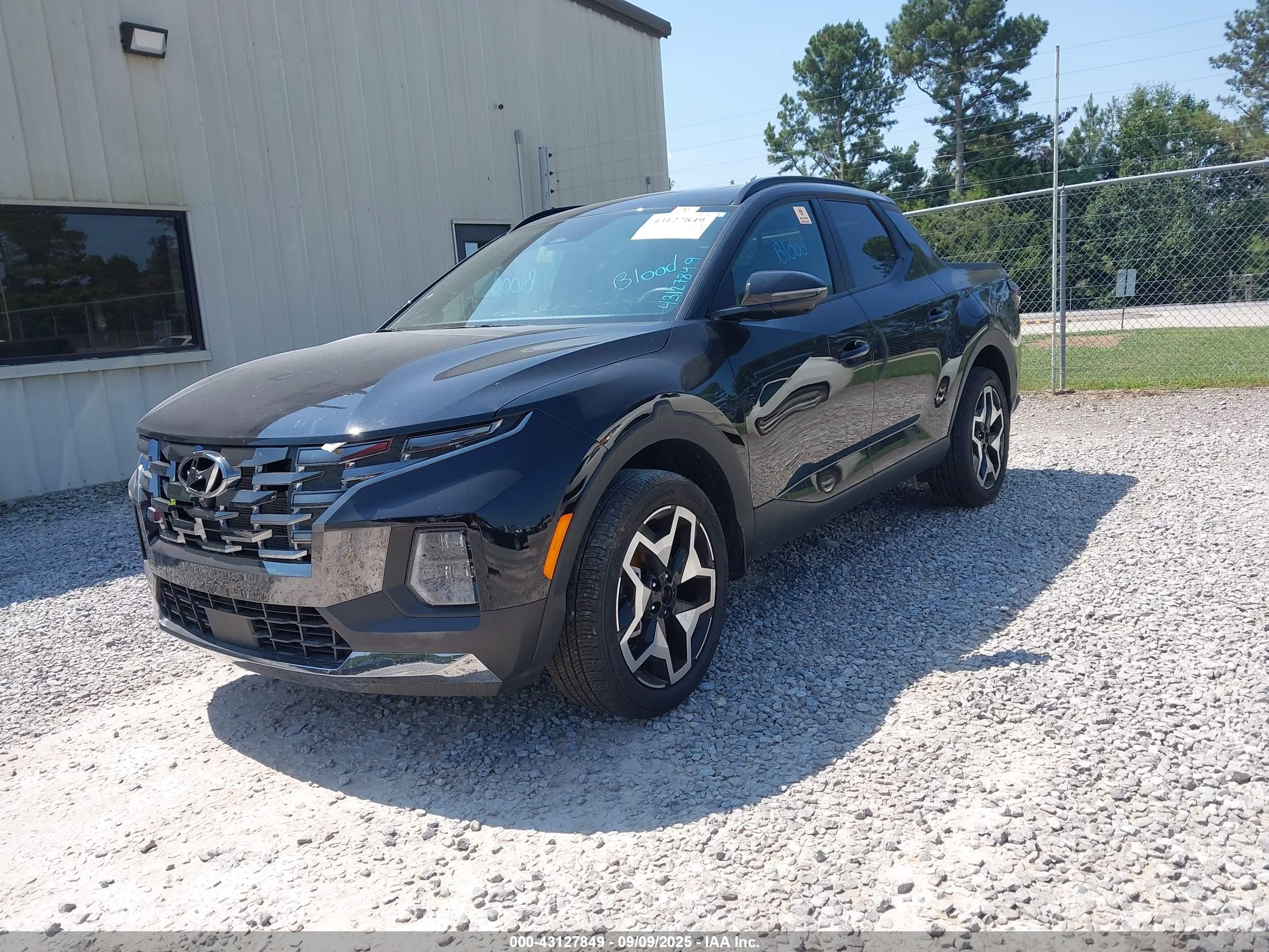 HYUNDAI SANTA image 2