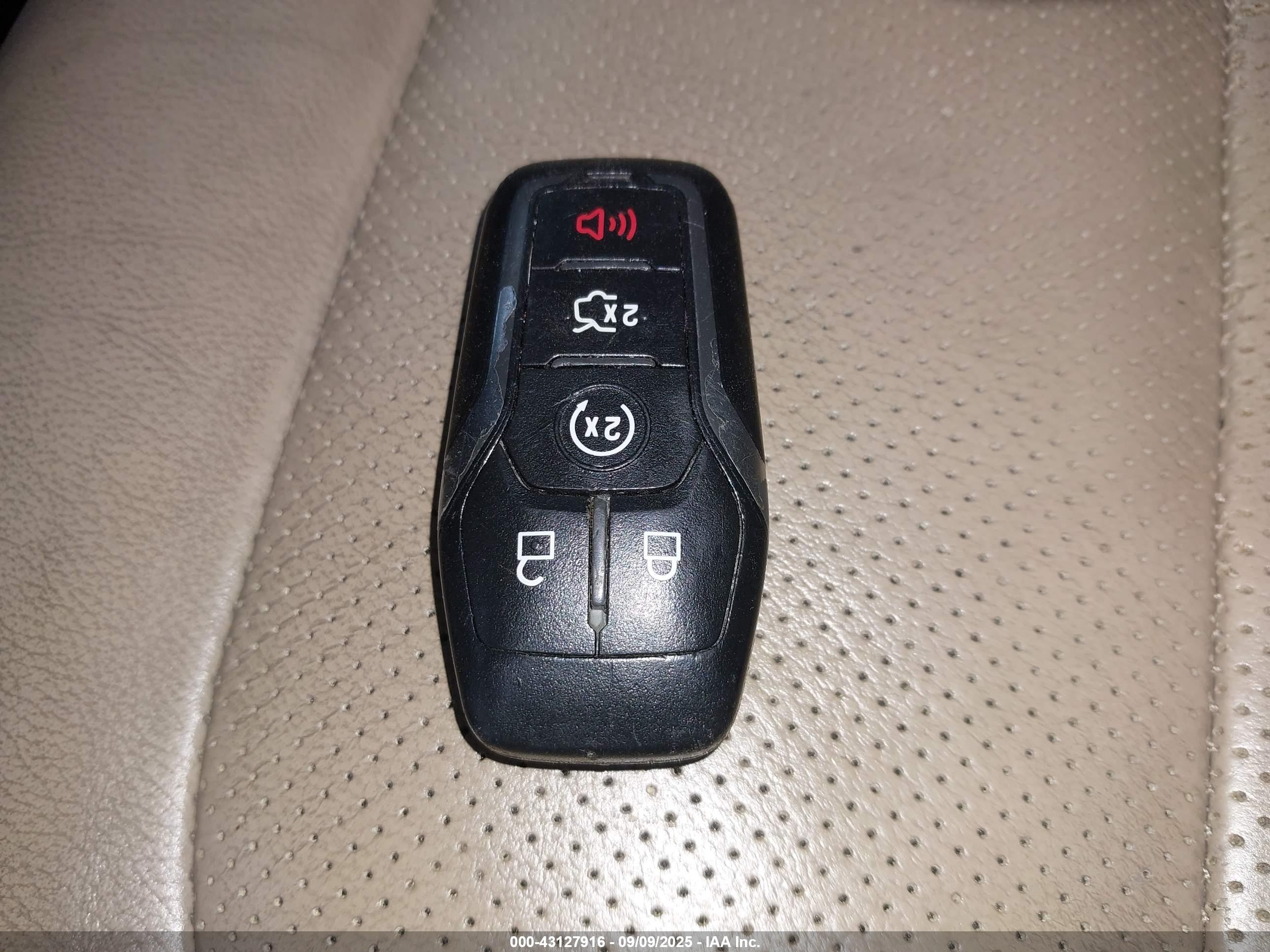 FORD EXPLORER image 11