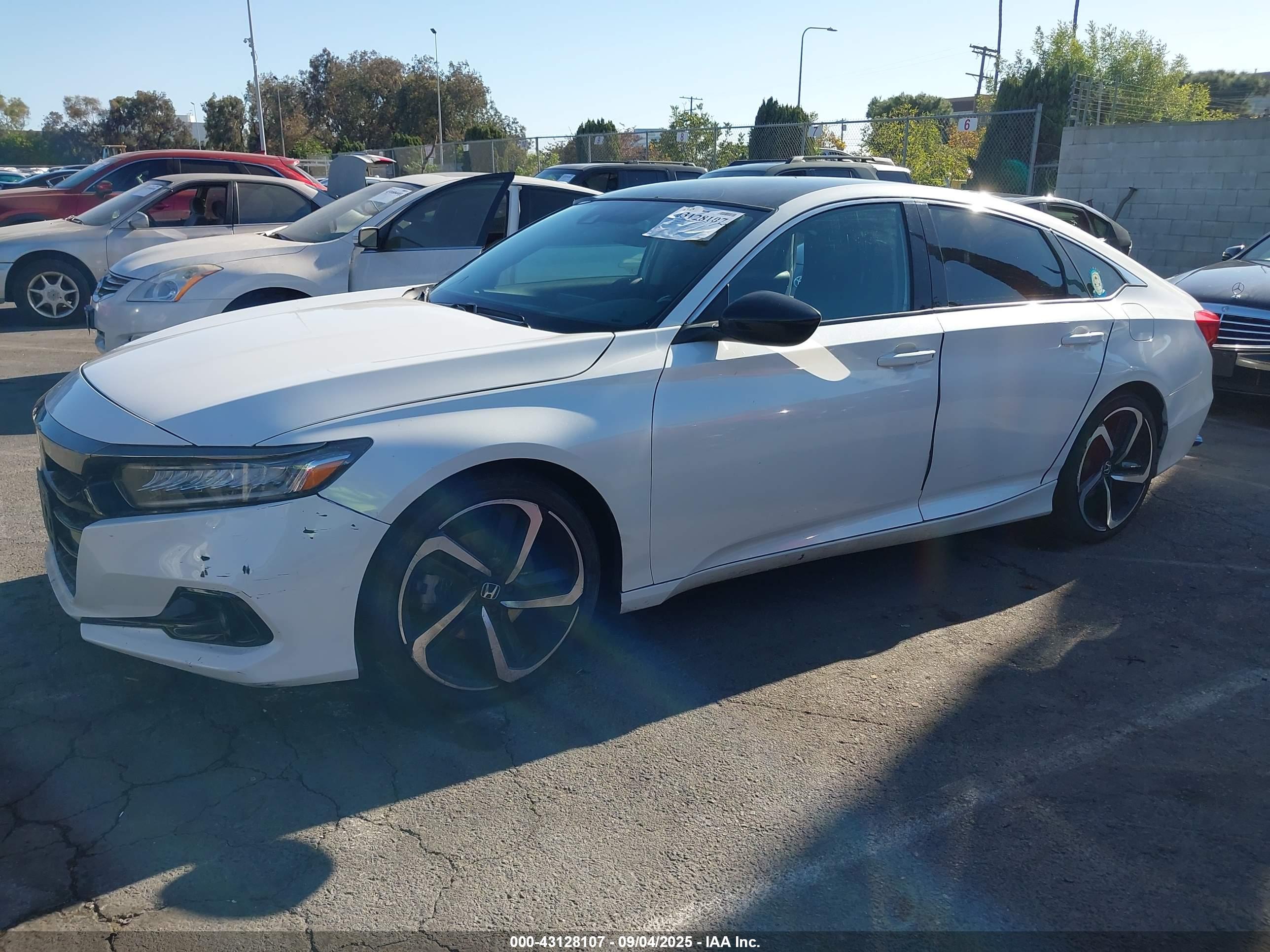 HONDA ACCORD image 2