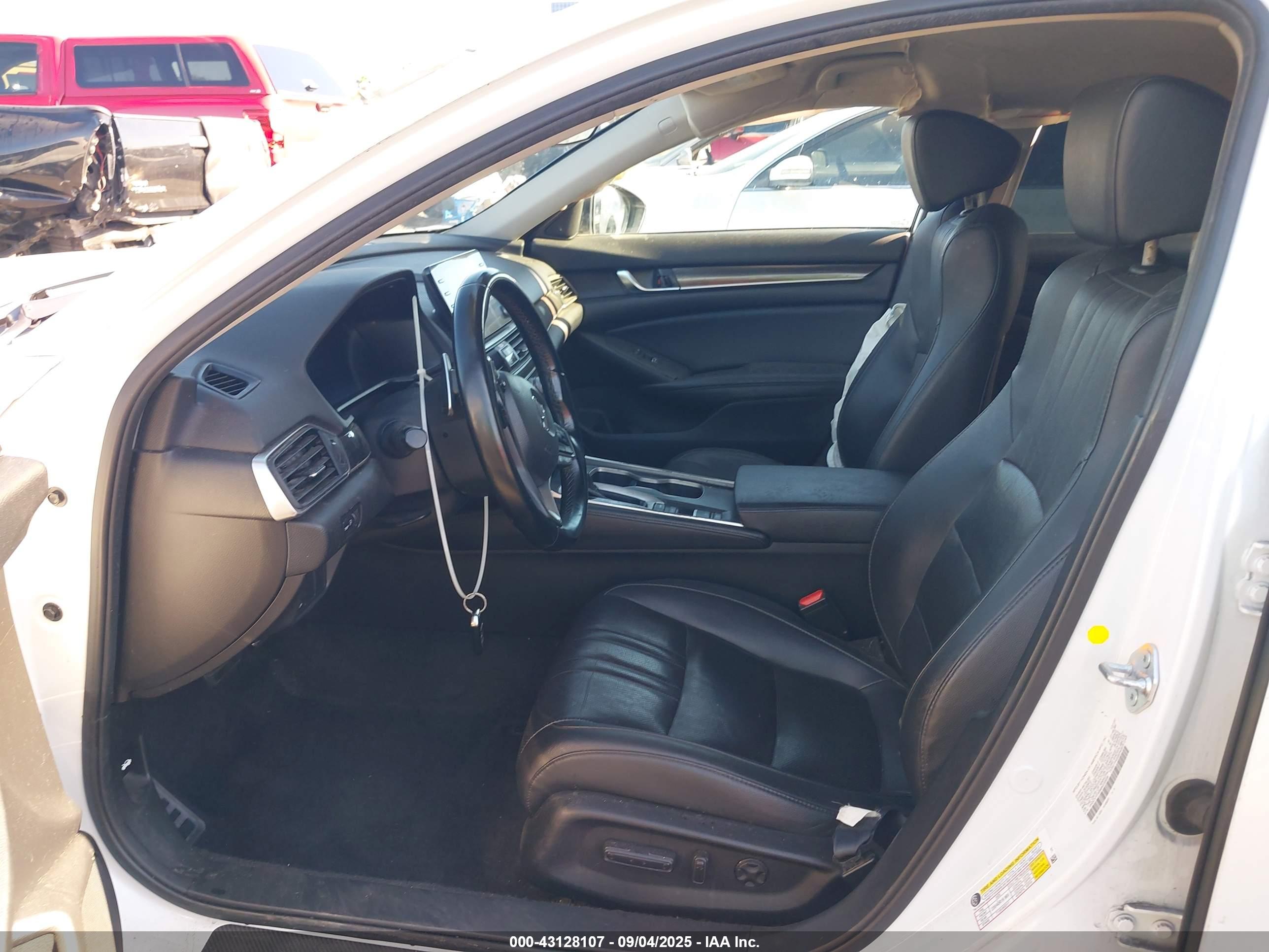 HONDA ACCORD image 5