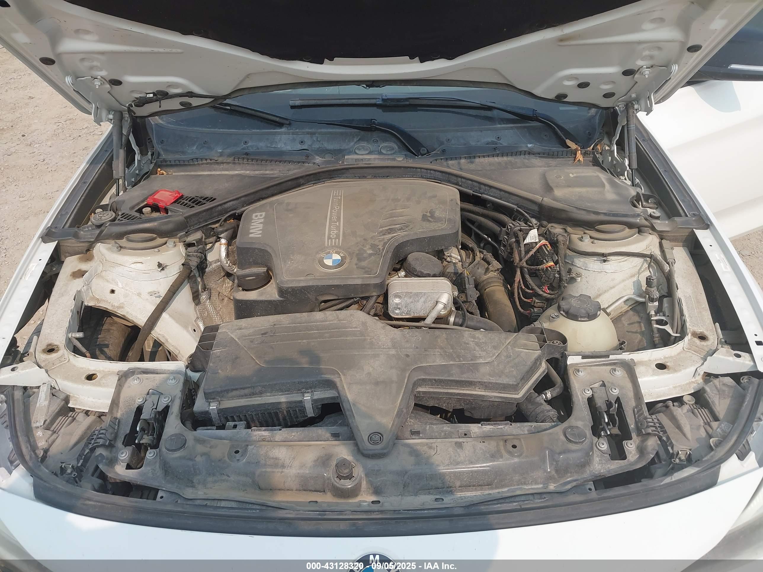 BMW 328I image 10