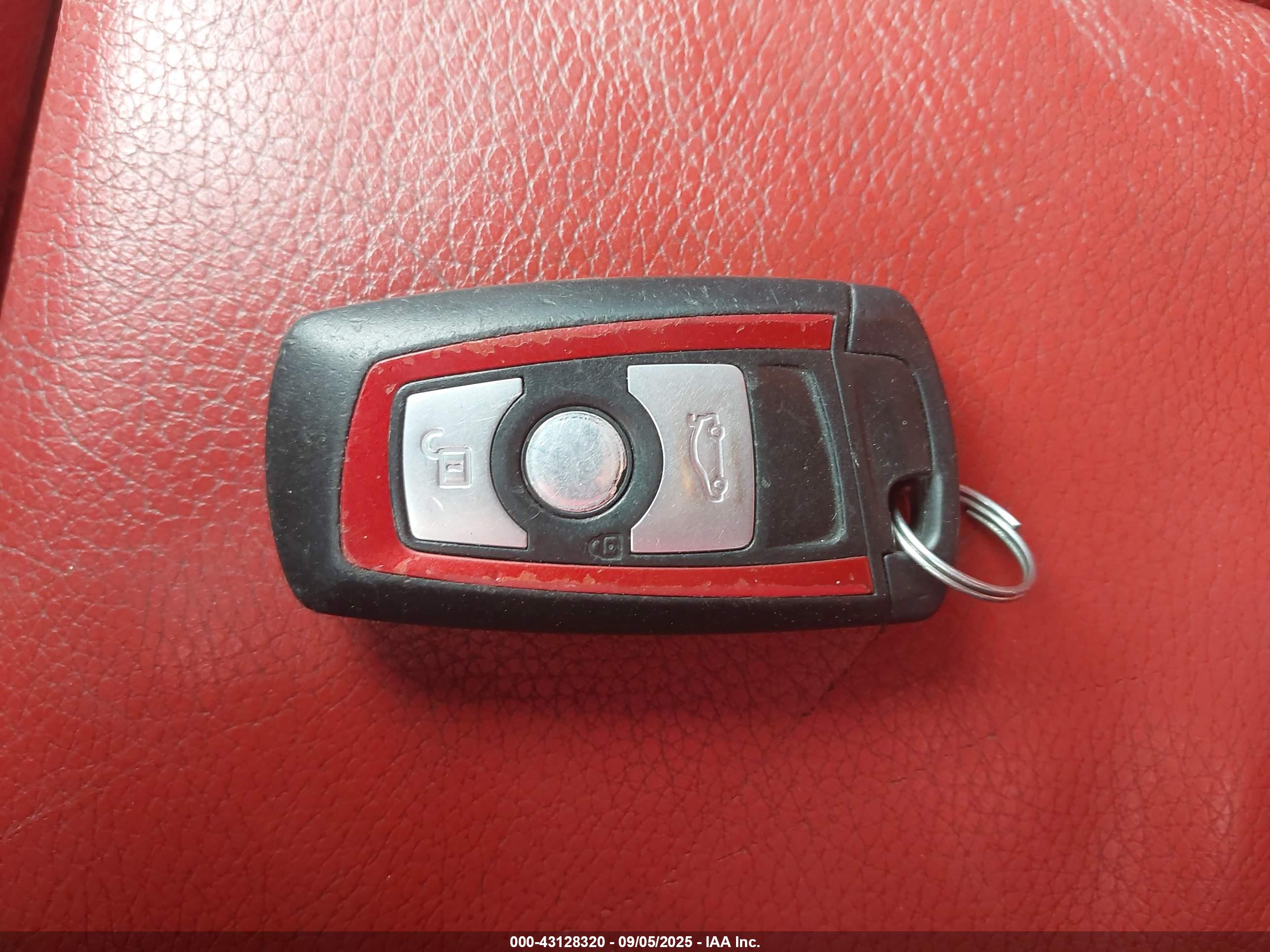 BMW 328I image 11
