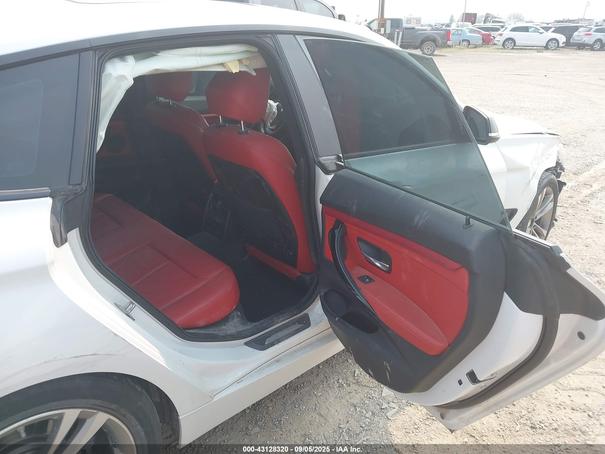 BMW 328I image 8