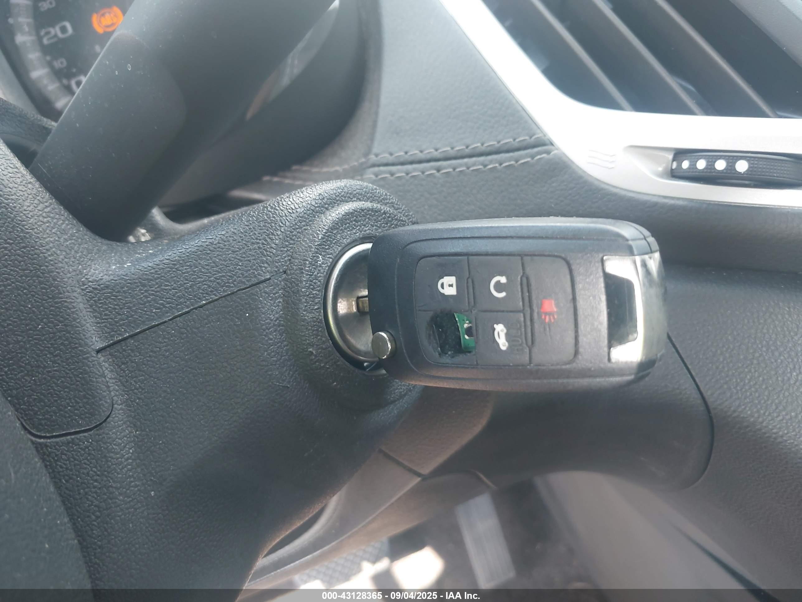 GMC TERRAIN image 11