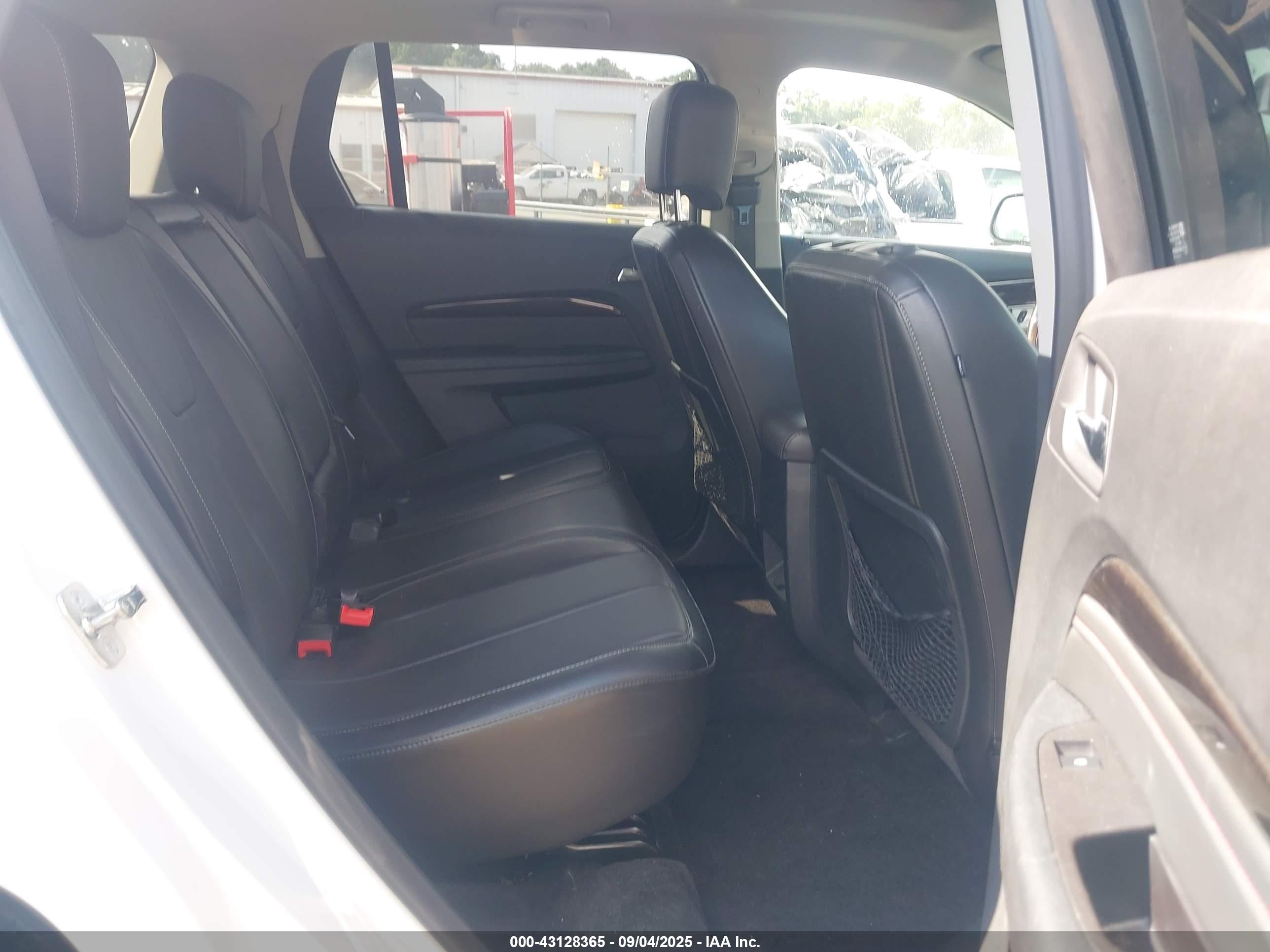 GMC TERRAIN image 8