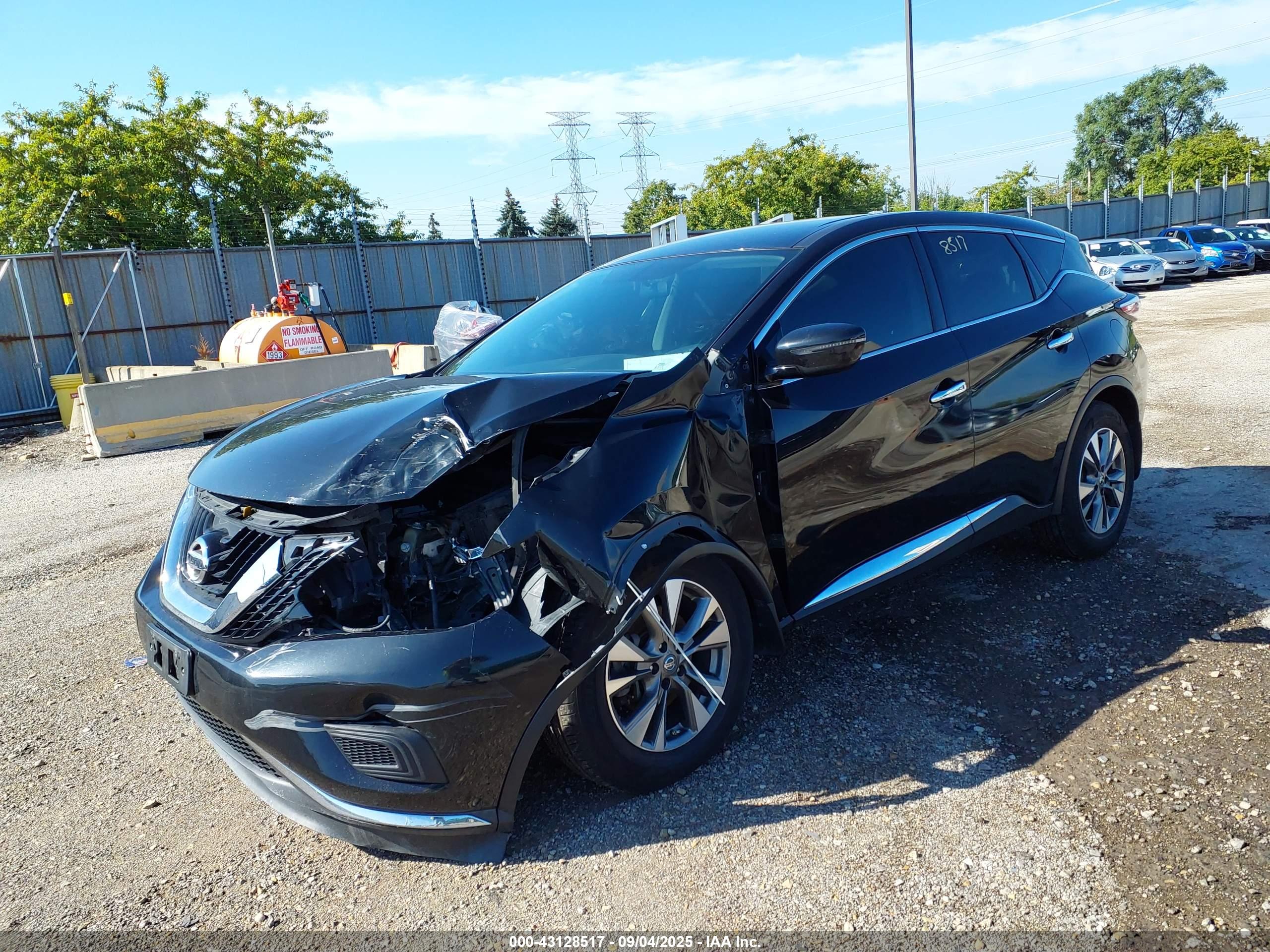 NISSAN MURANO image 2