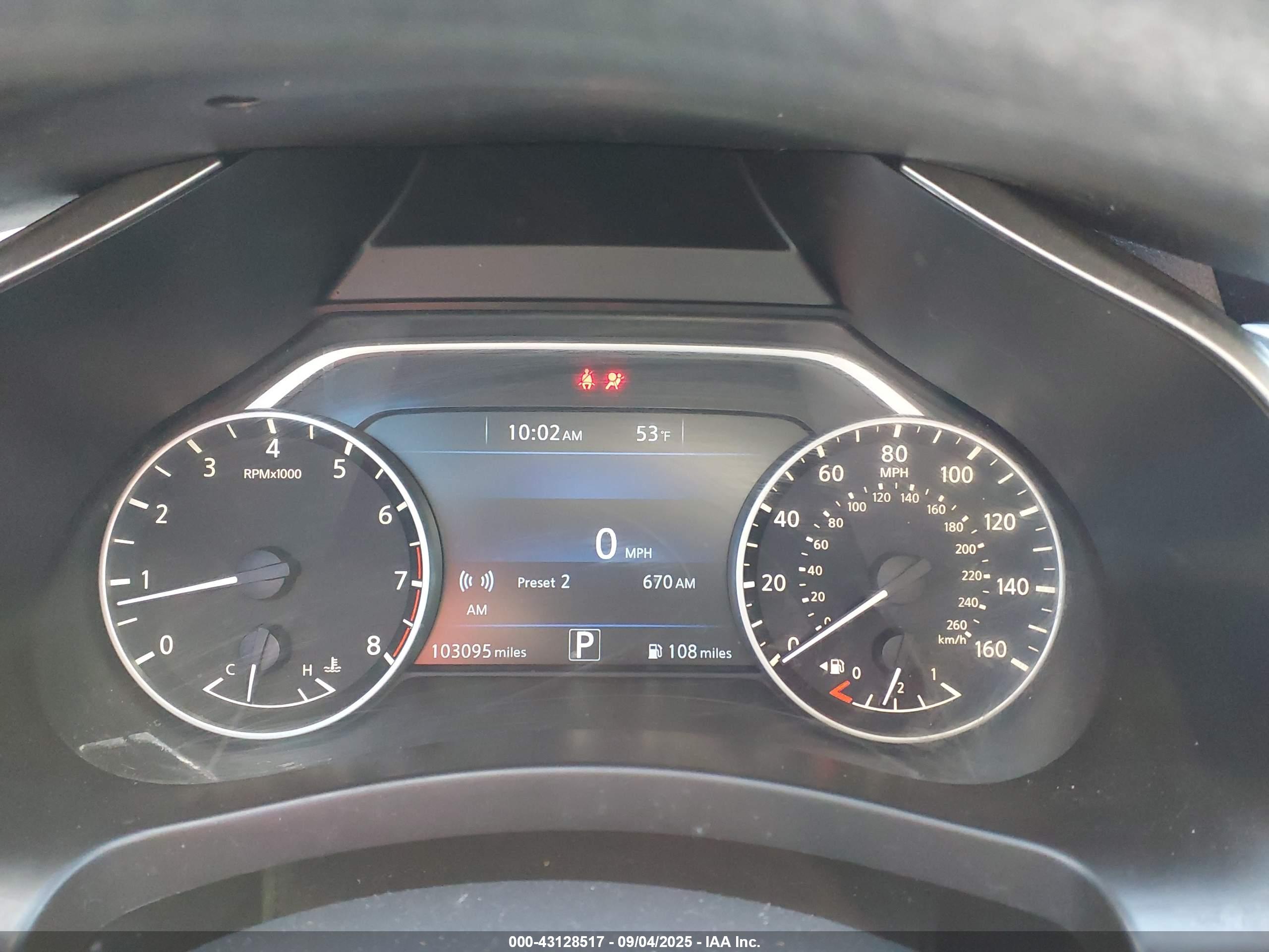 NISSAN MURANO image 7