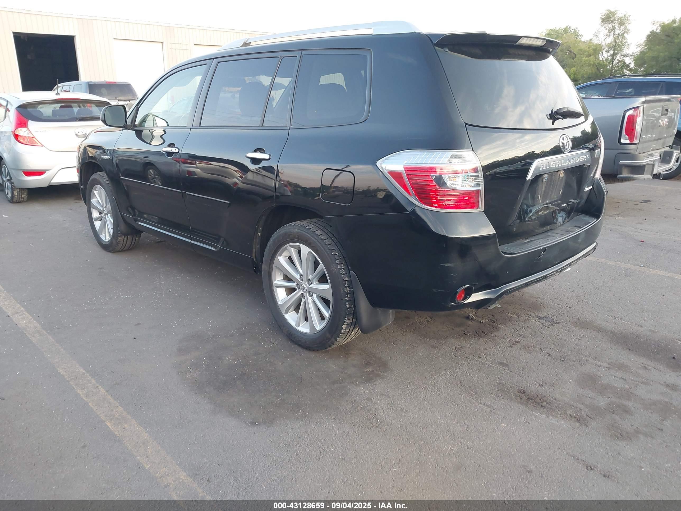 TOYOTA HIGHLANDER image 3
