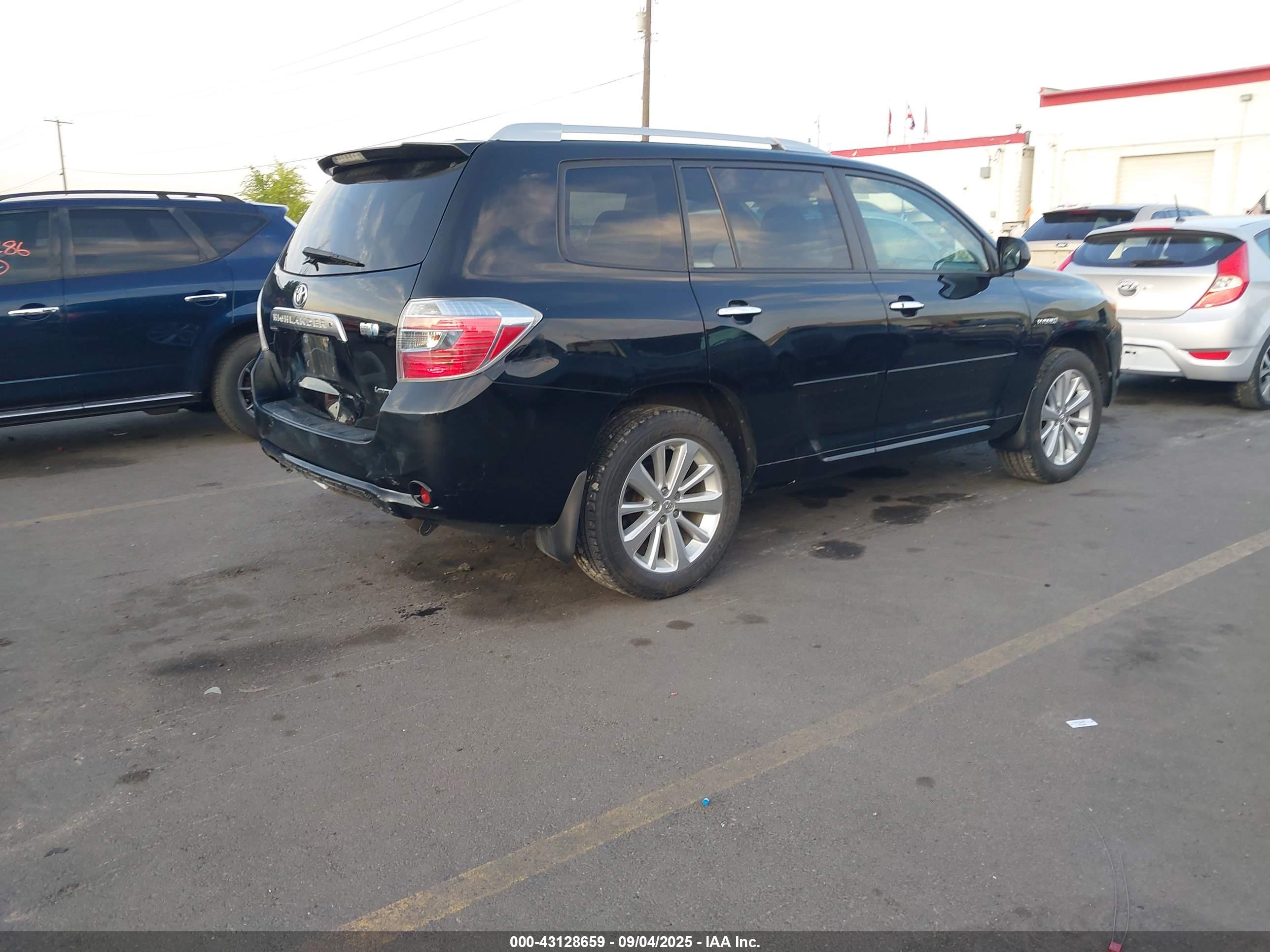 TOYOTA HIGHLANDER image 4