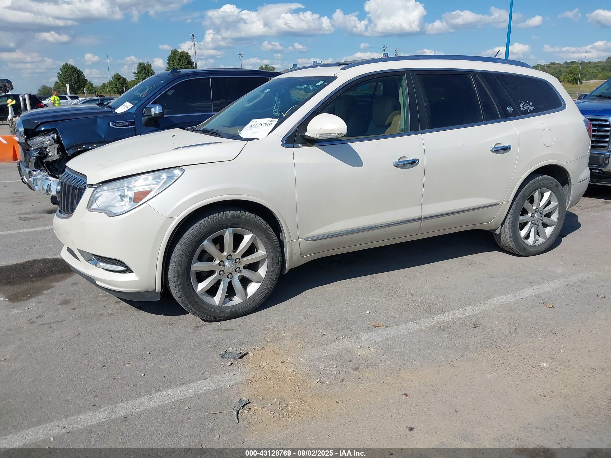 BUICK ENCLAVE image 2
