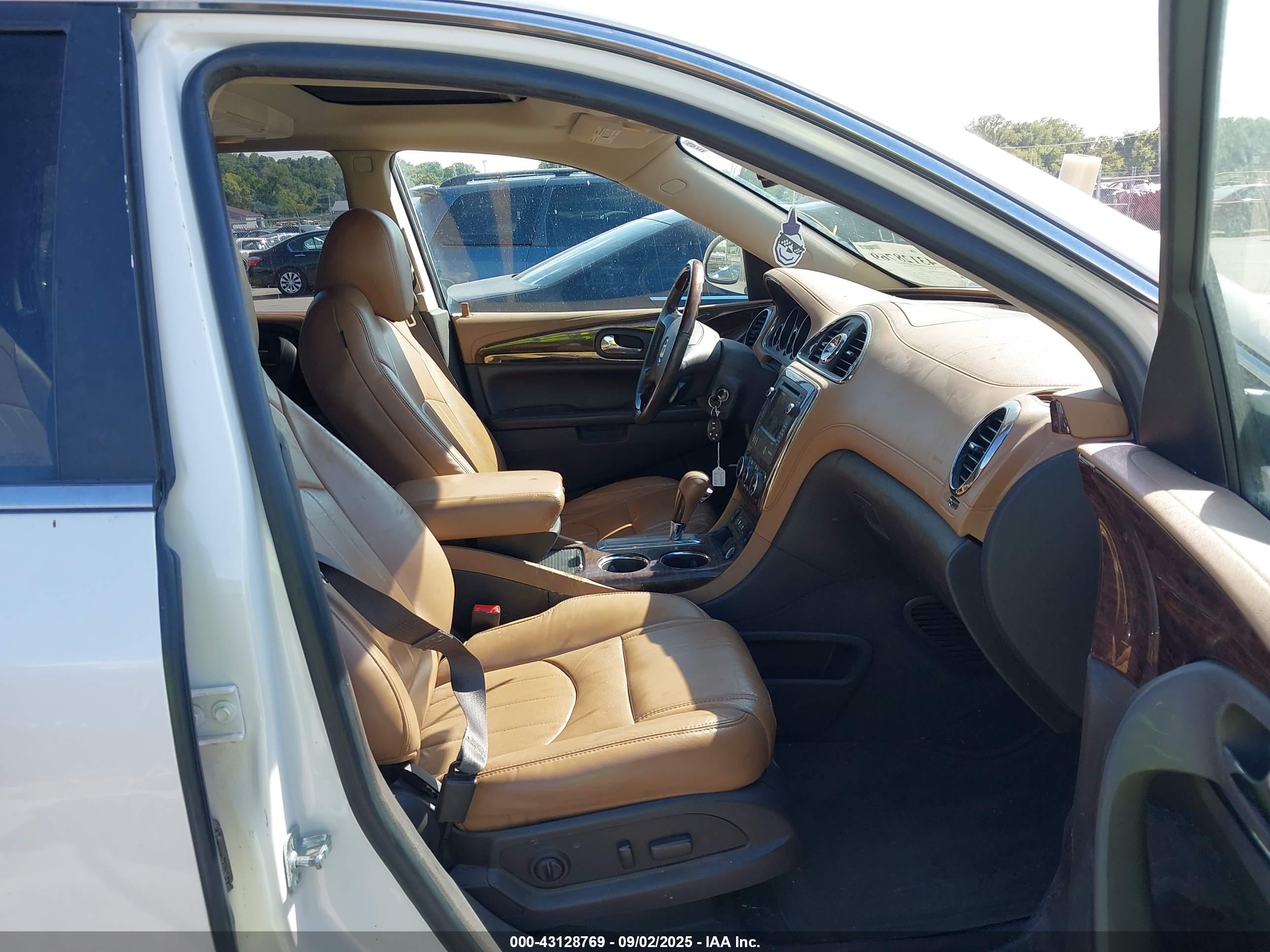 BUICK ENCLAVE image 5
