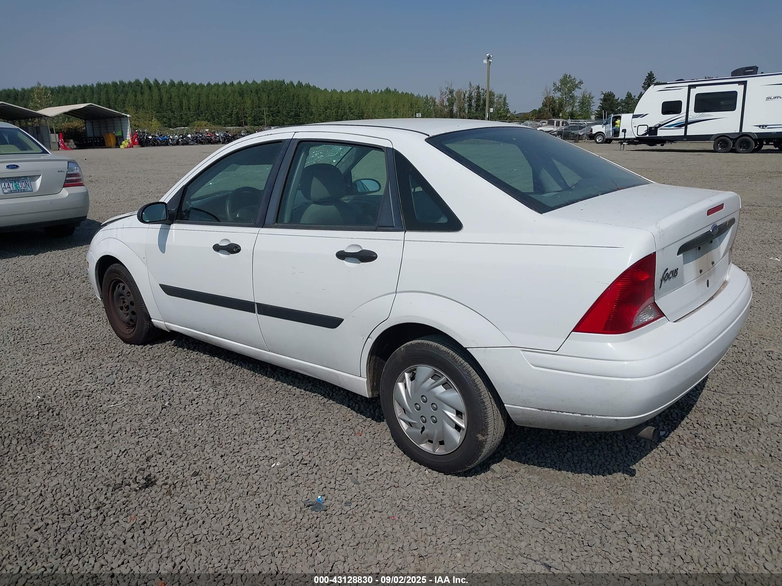 FORD FOCUS image 3