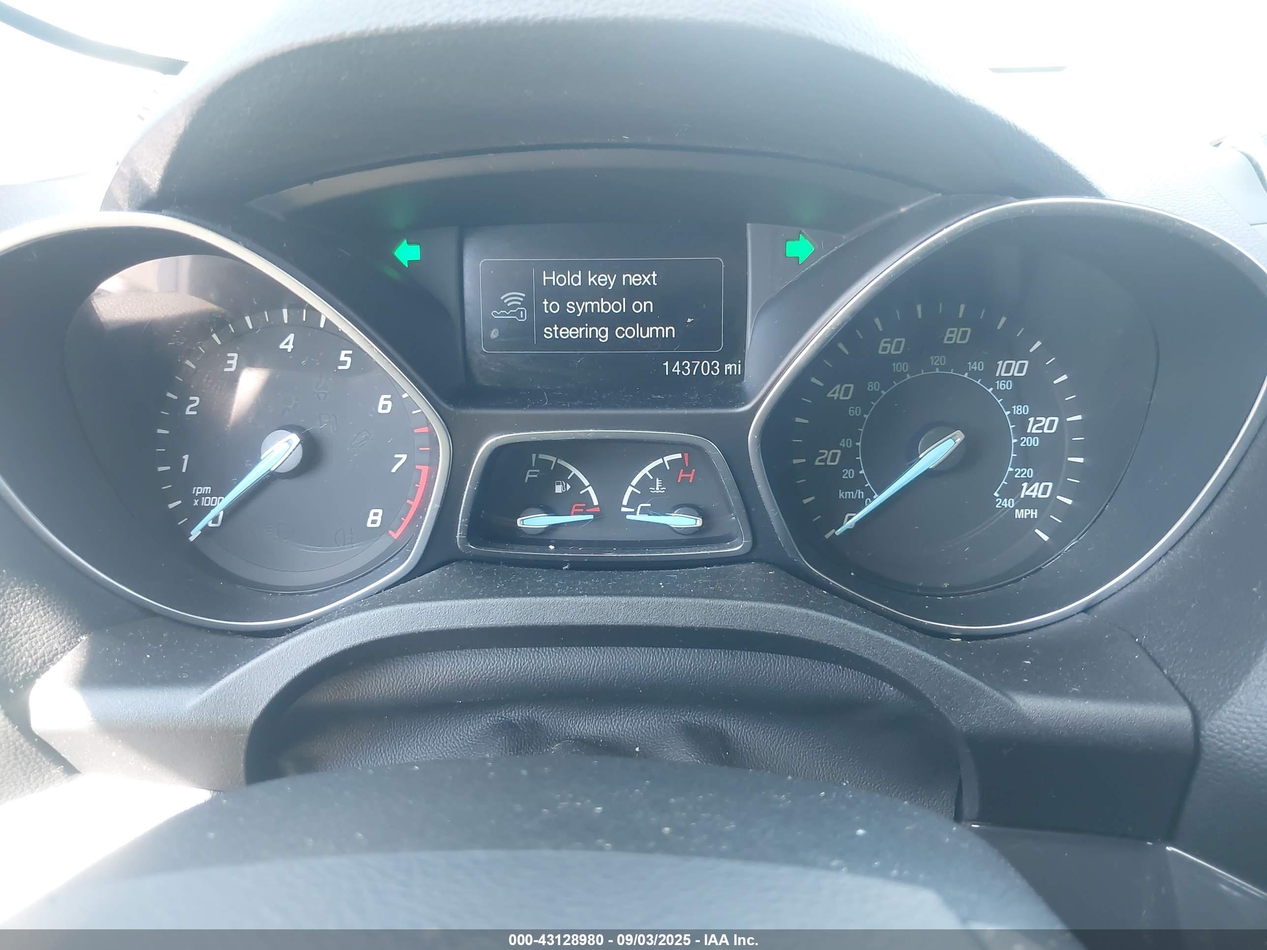 FORD ESCAPE image 7