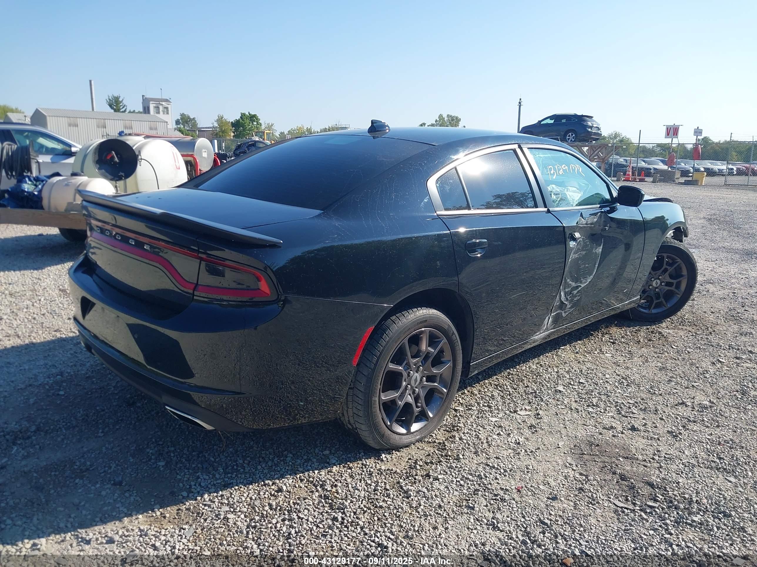 DODGE CHARGER image 4