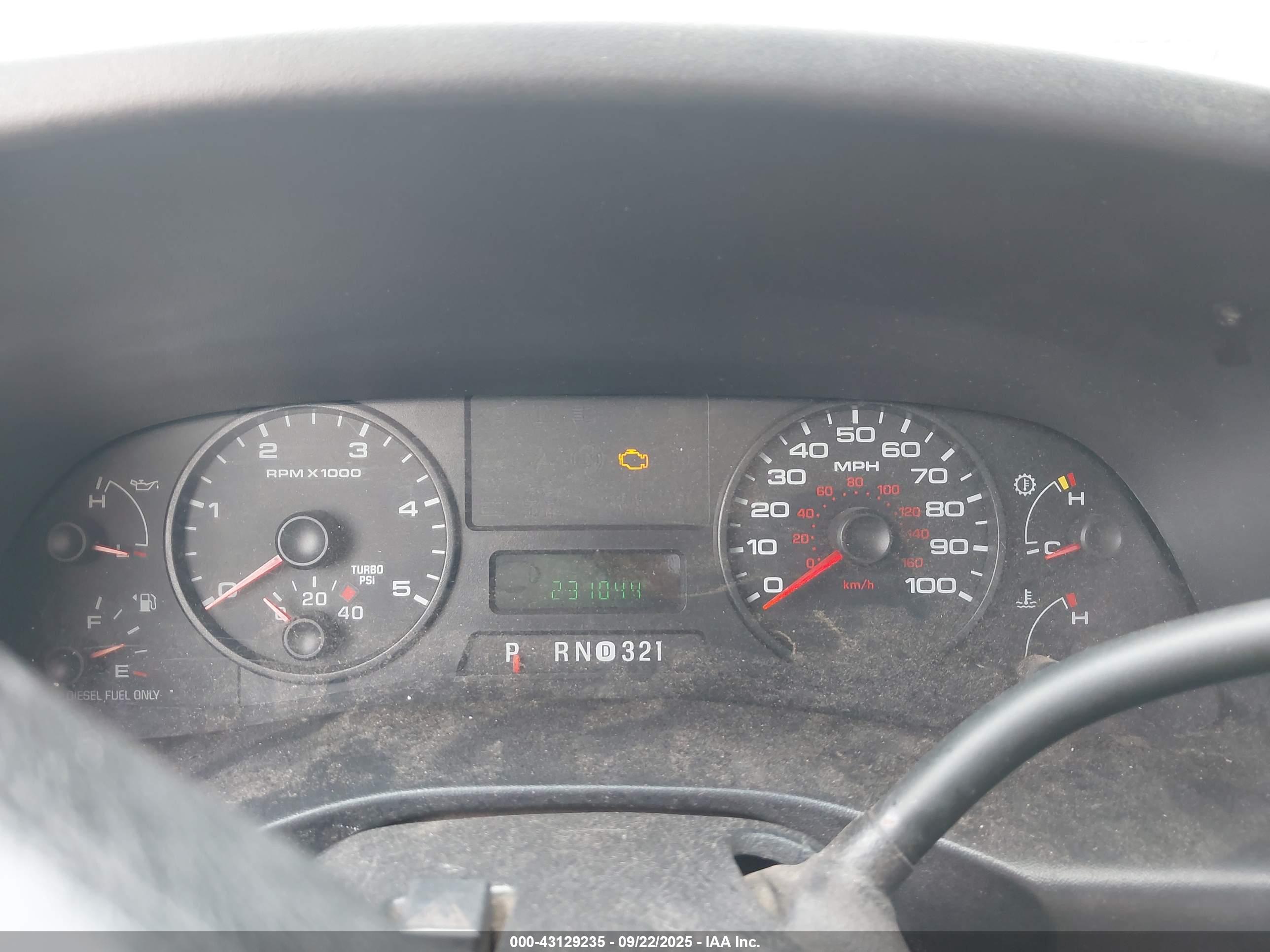 FORD F-450 image 6