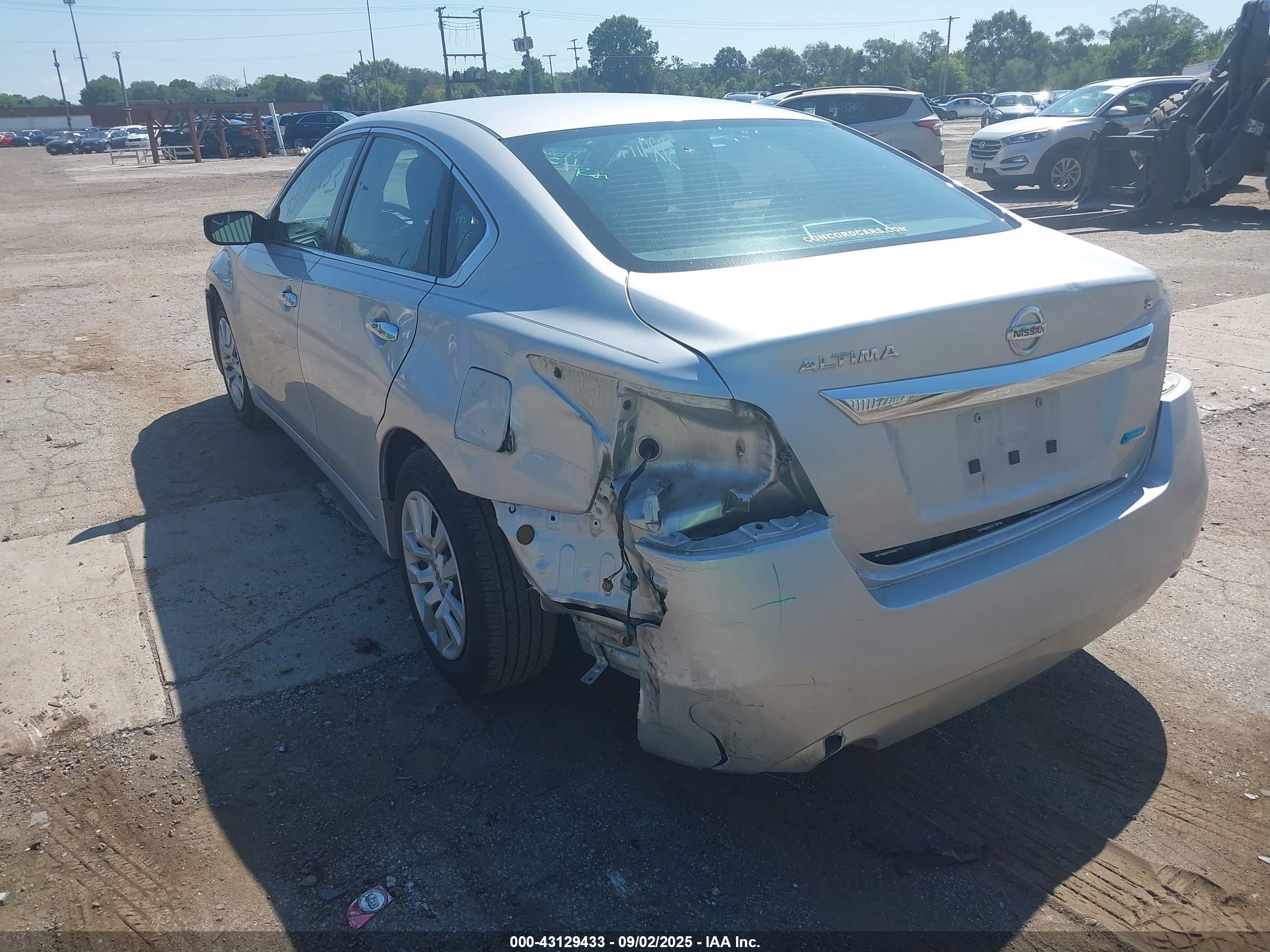 NISSAN ALTIMA image 3