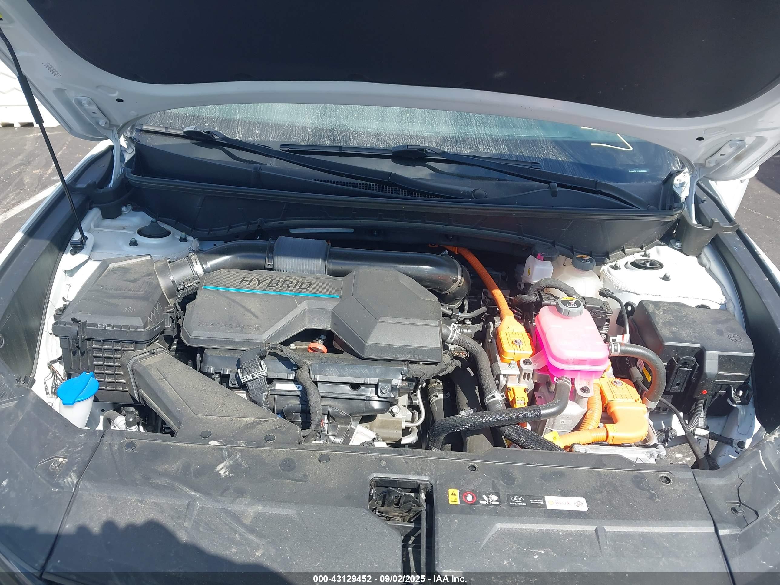 HYUNDAI TUCSON image 10