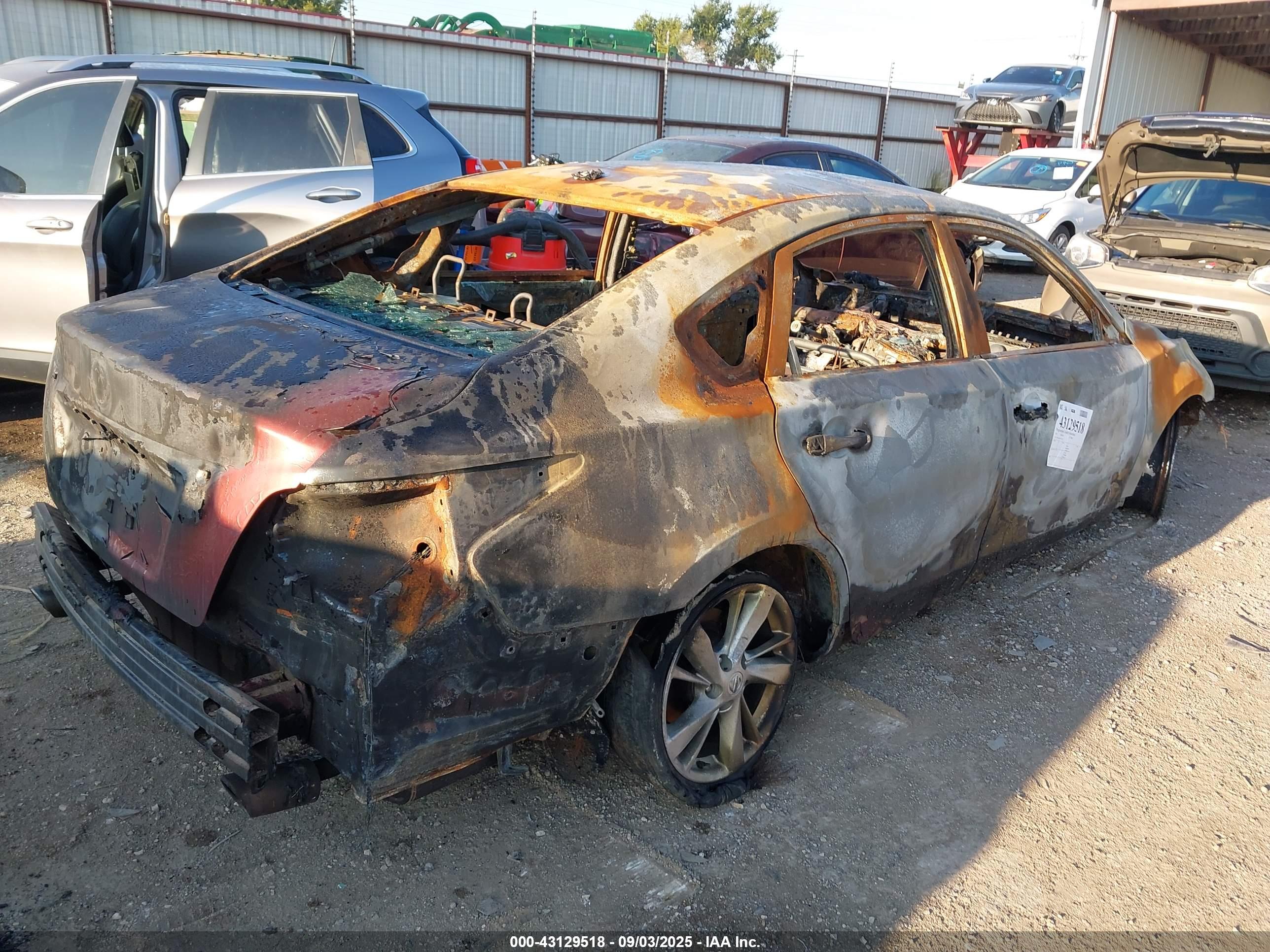 NISSAN ALTIMA image 4