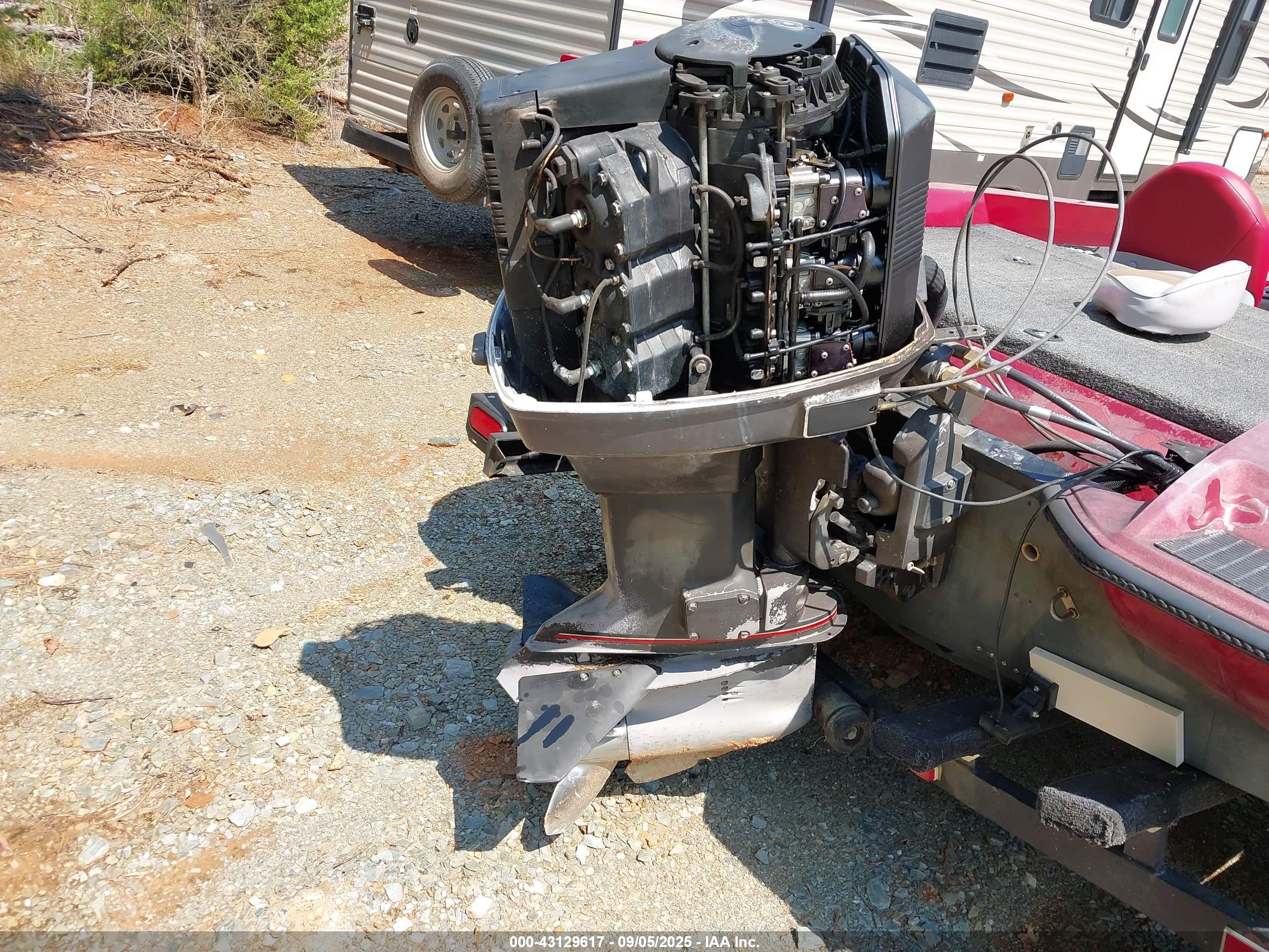 JAVELIN 19 image 6