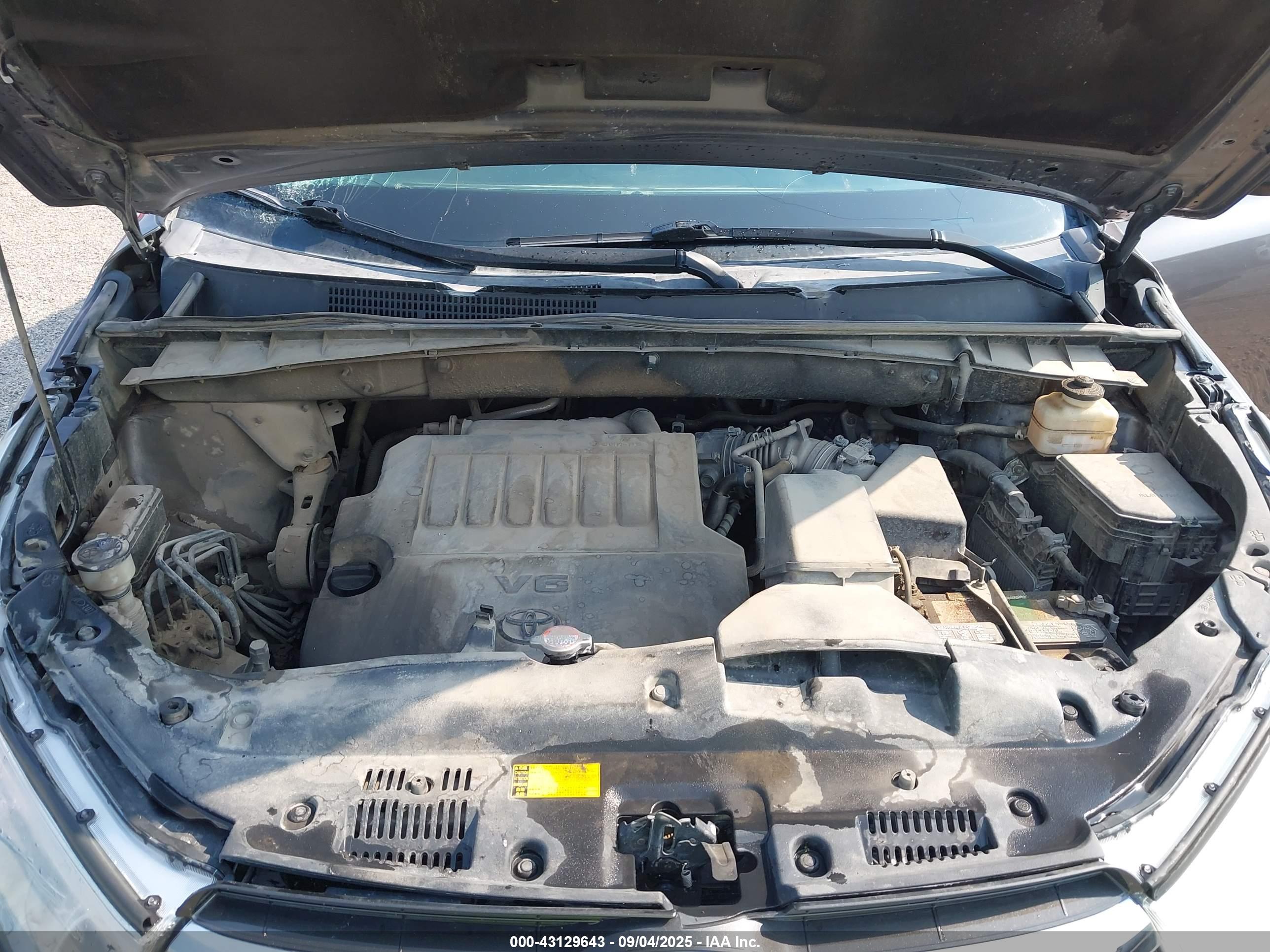 TOYOTA HIGHLANDER image 10
