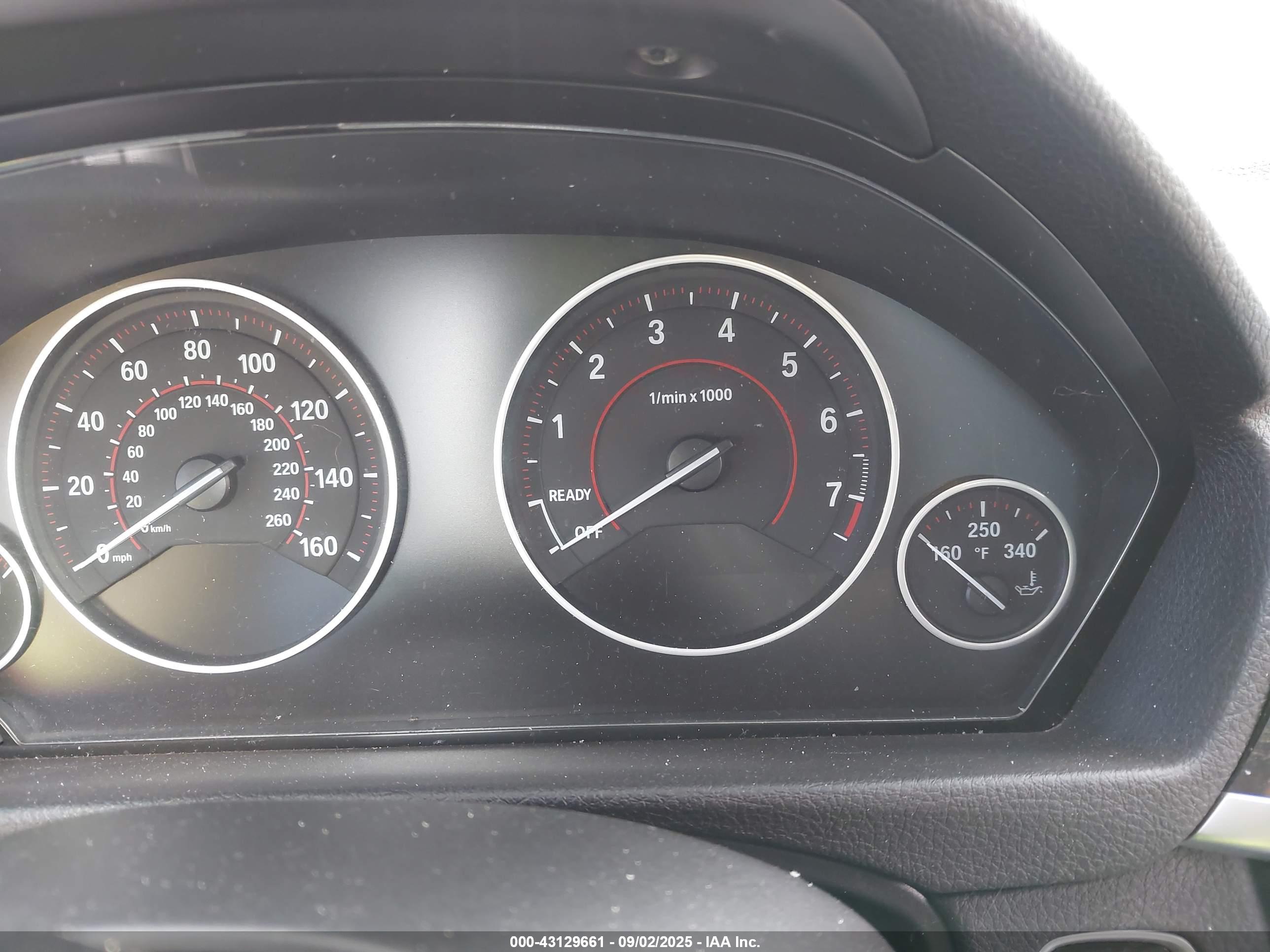 BMW 330E image 7