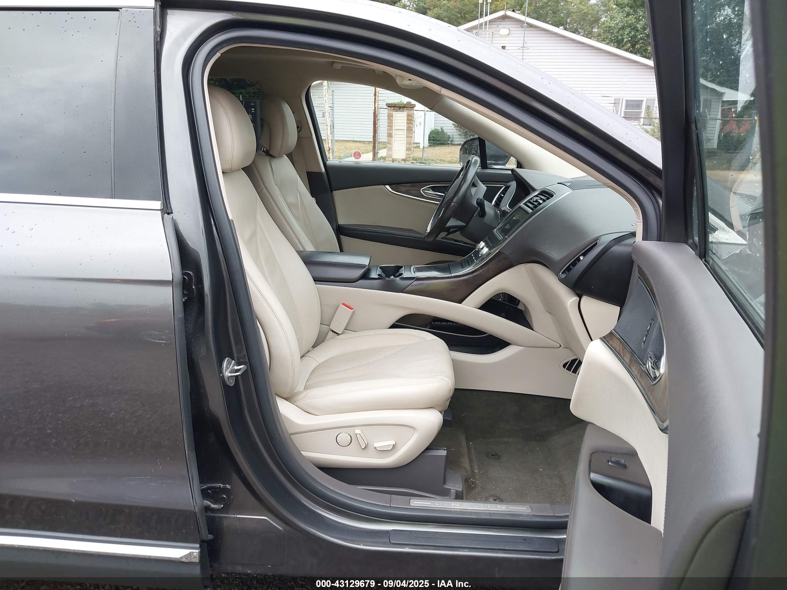 LINCOLN MKX image 5