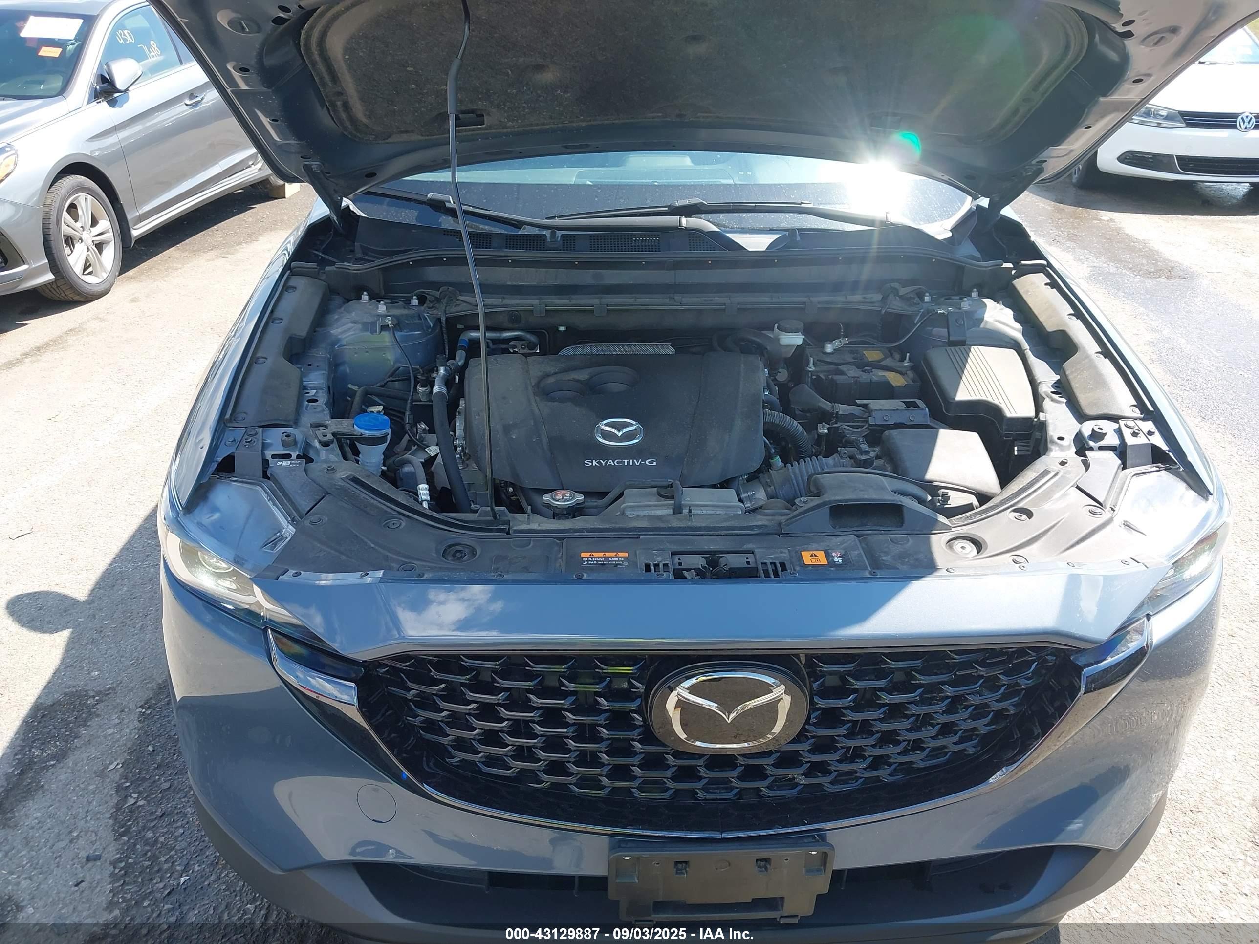 MAZDA CX-5 image 10