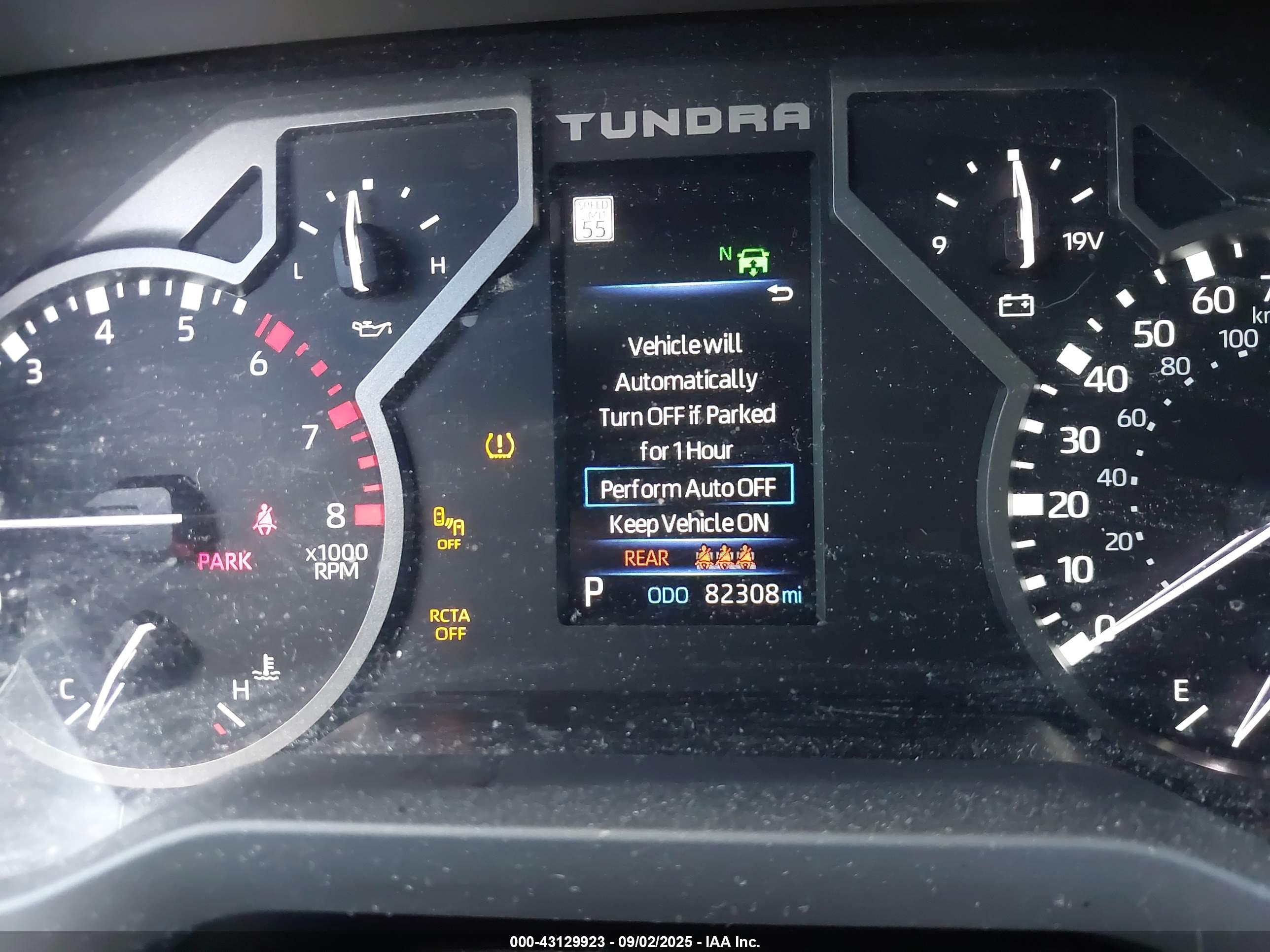 TOYOTA TUNDRA image 7