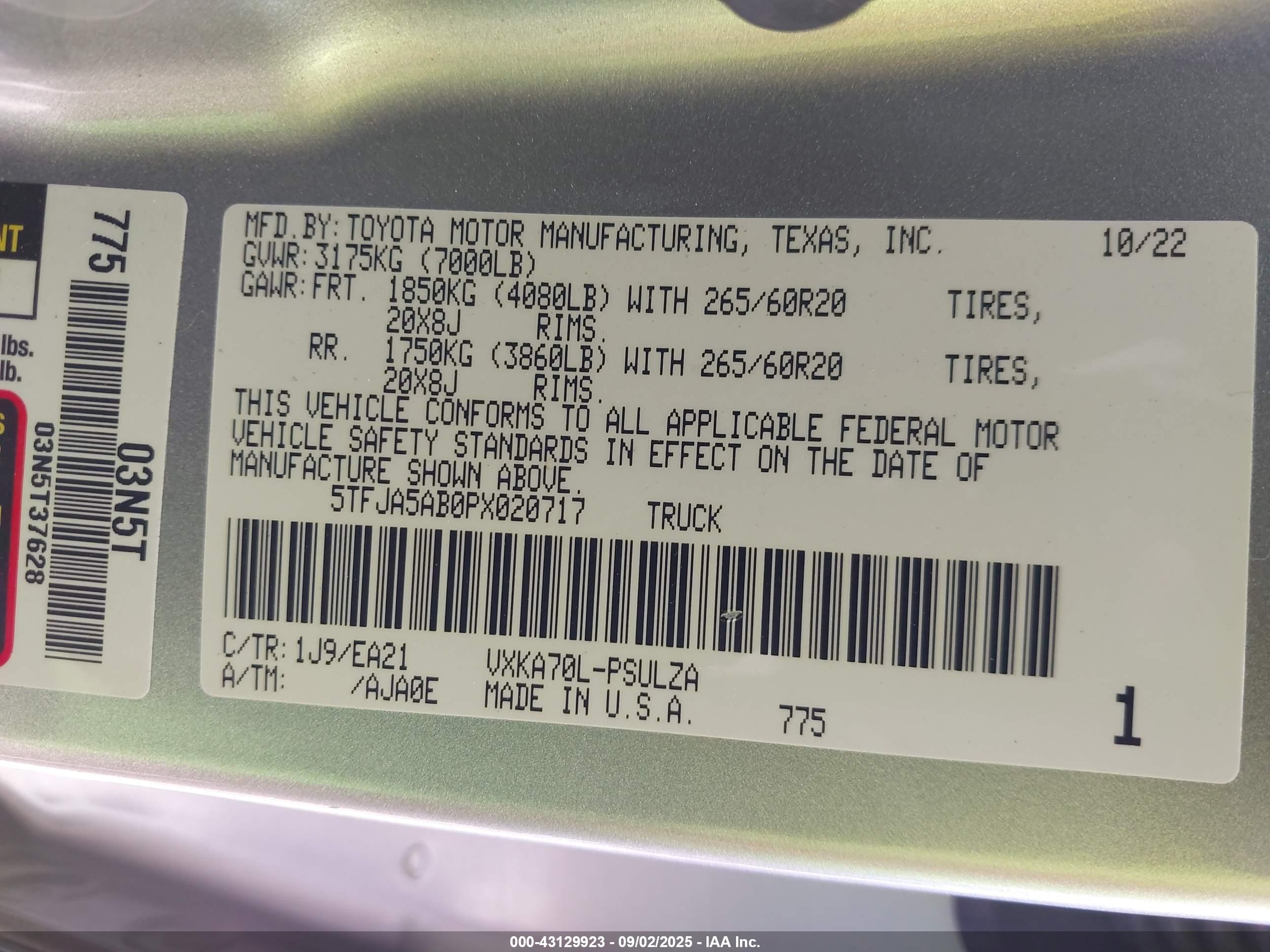 TOYOTA TUNDRA image 9