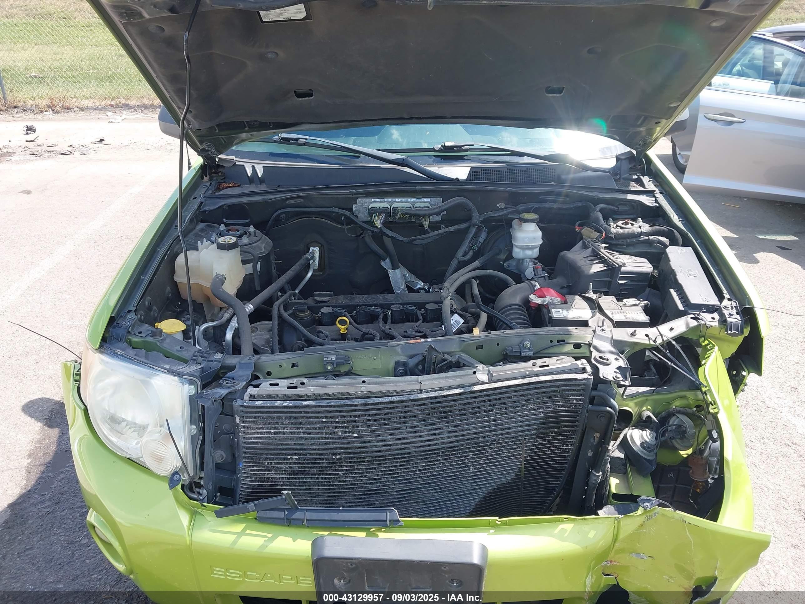 FORD ESCAPE image 10