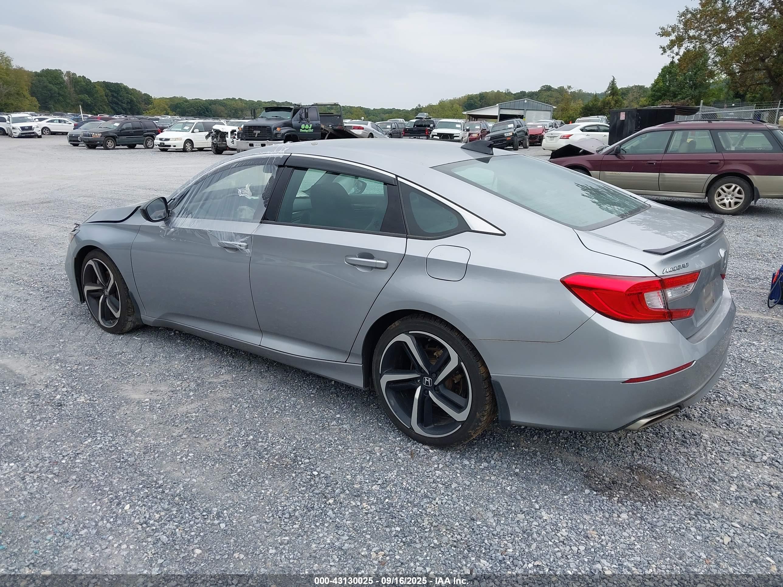 HONDA ACCORD image 3