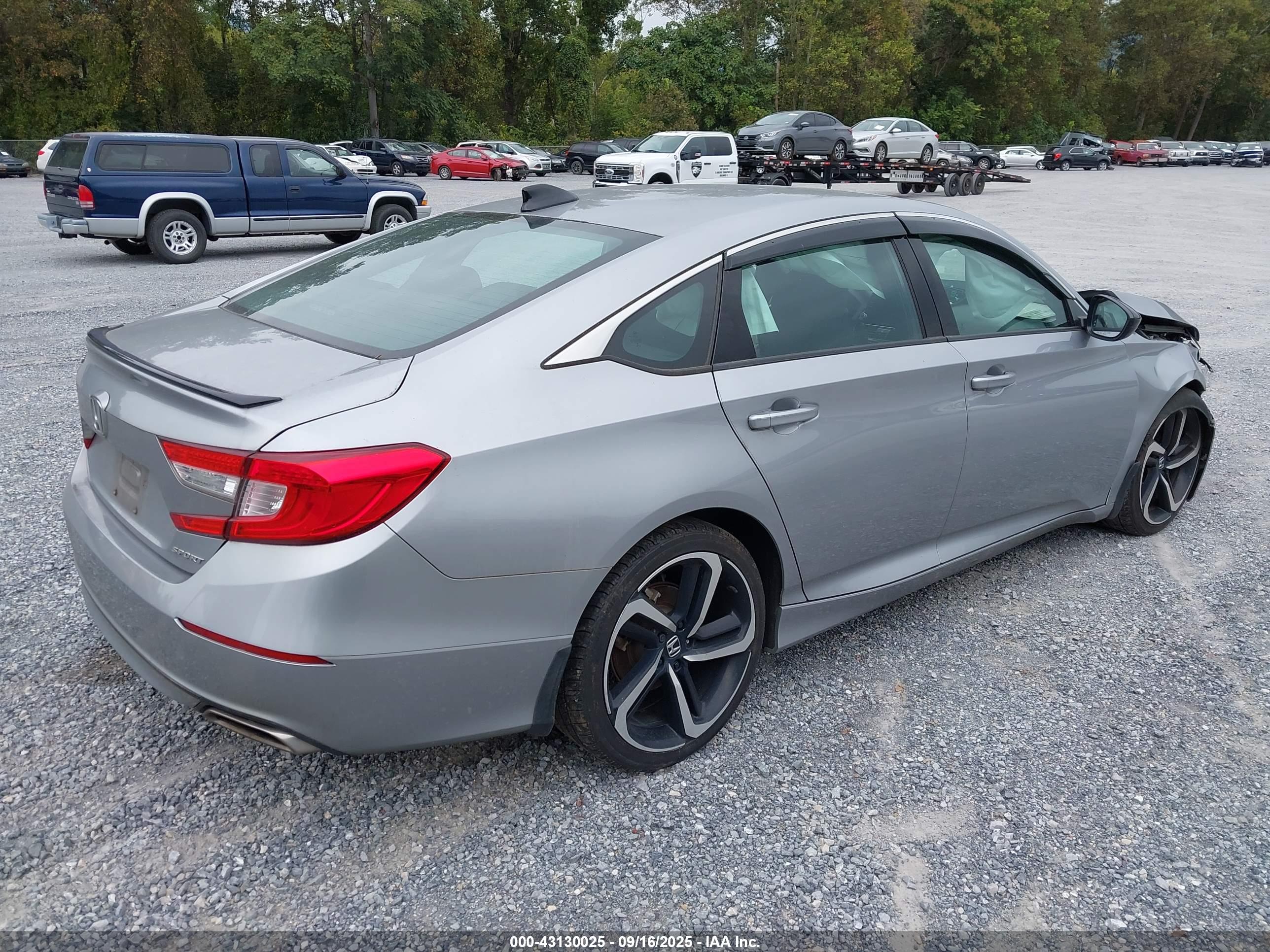 HONDA ACCORD image 4