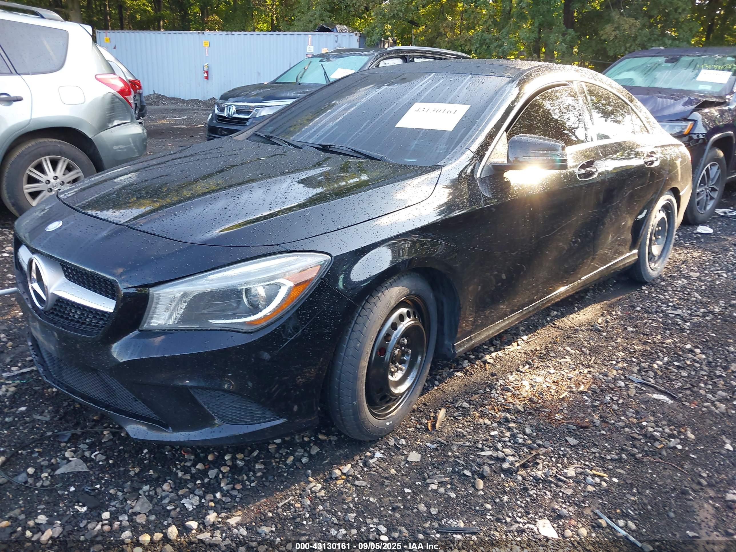 MERCEDES-BENZ CLA image 2