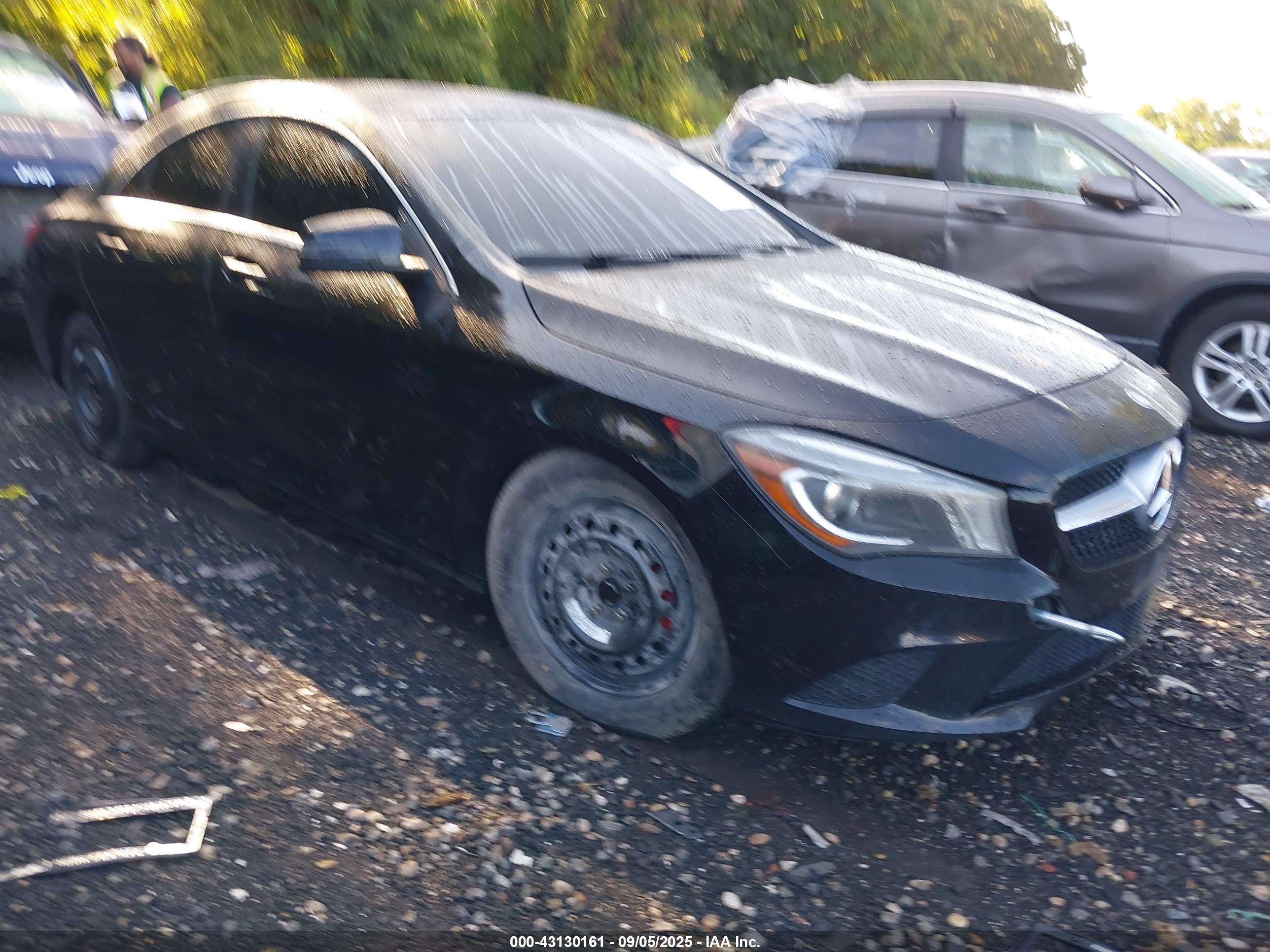 MERCEDES-BENZ CLA image 6