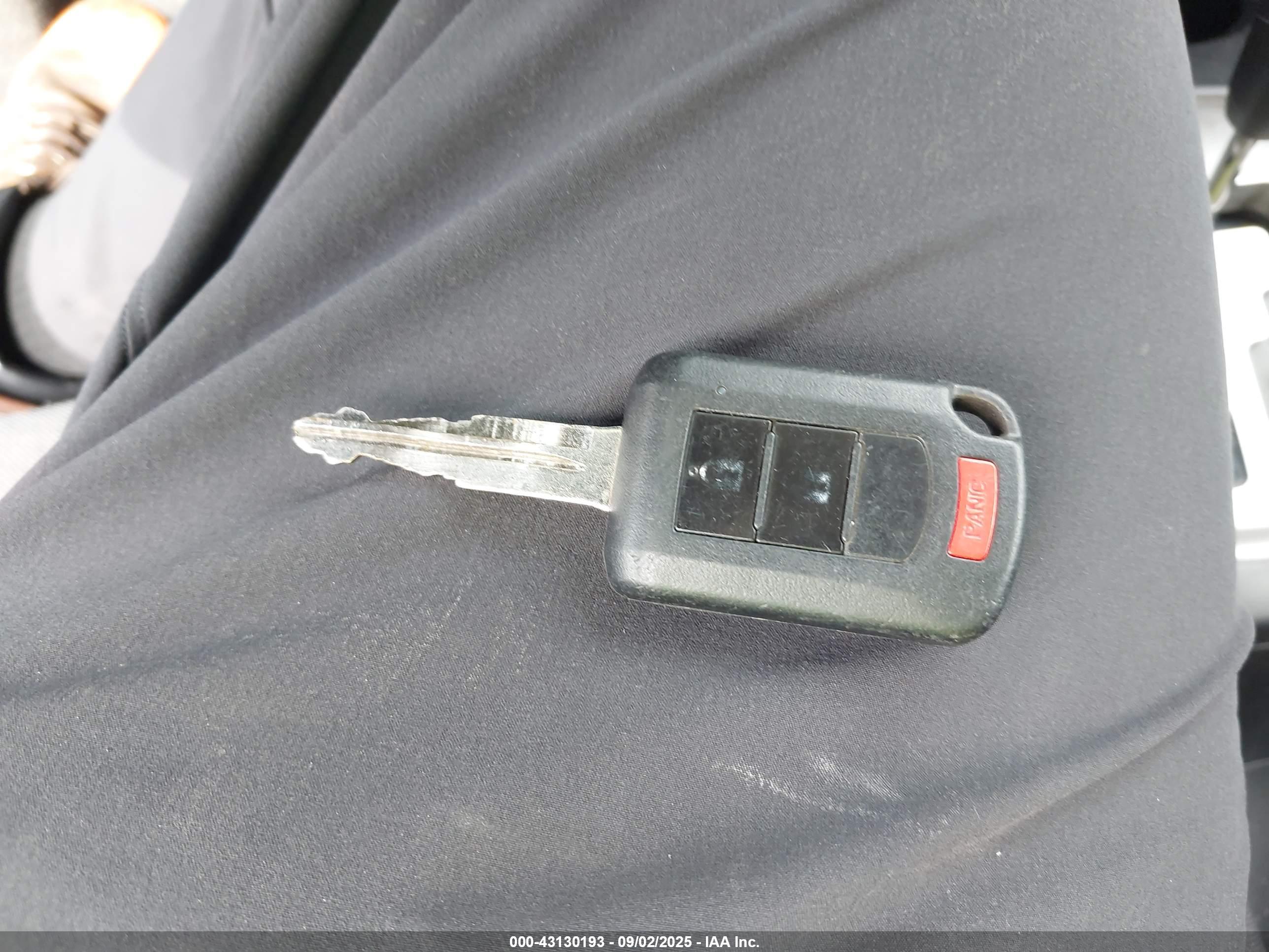 MITSUBISHI MIRAGE image 11