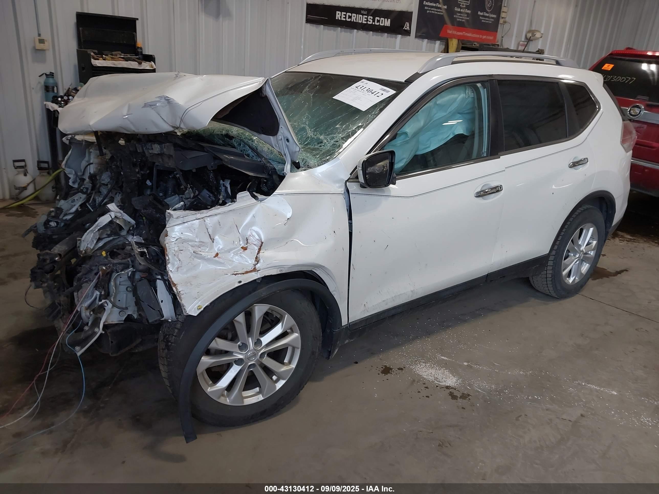 NISSAN ROGUE image 2
