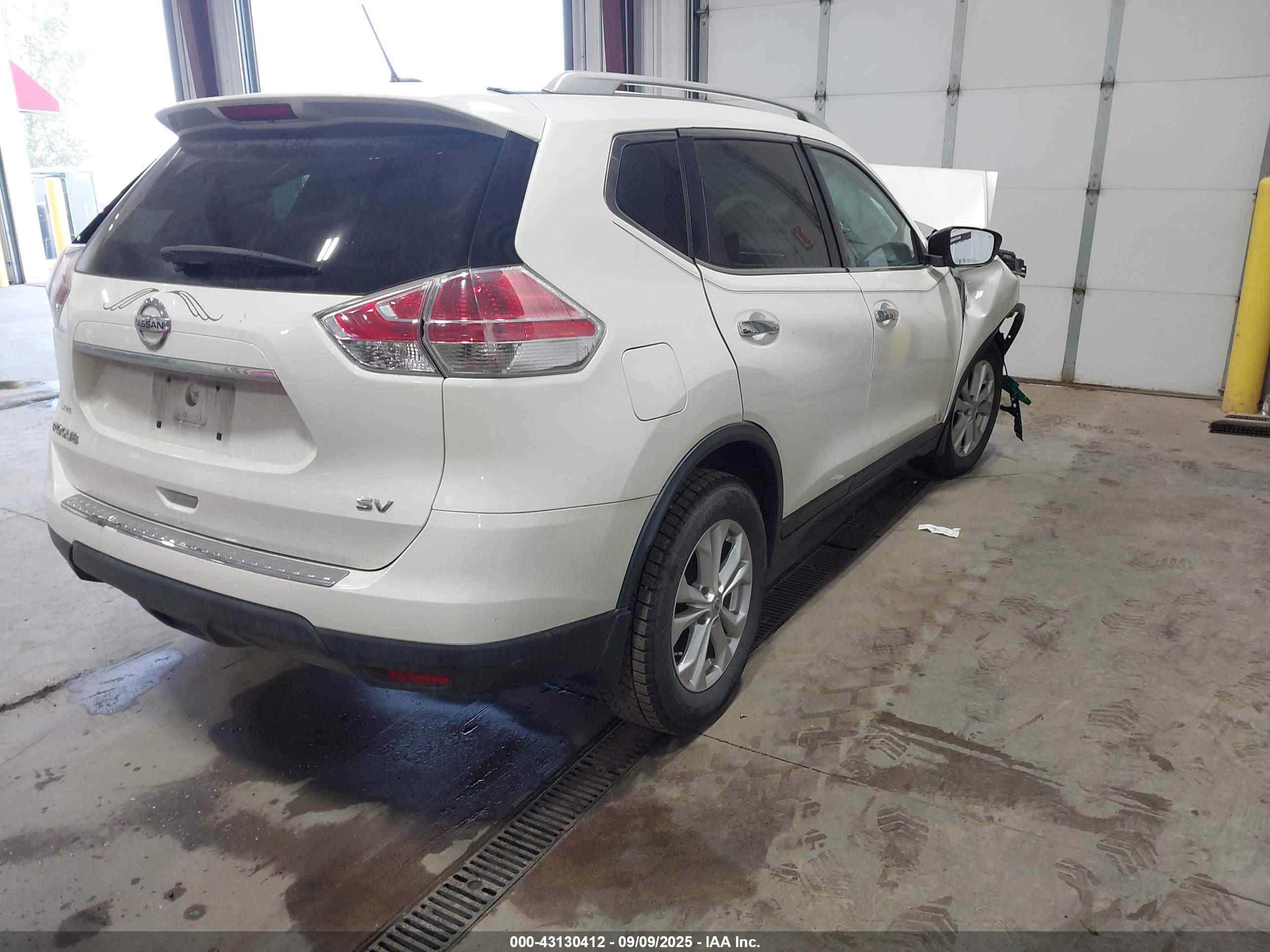 NISSAN ROGUE image 4