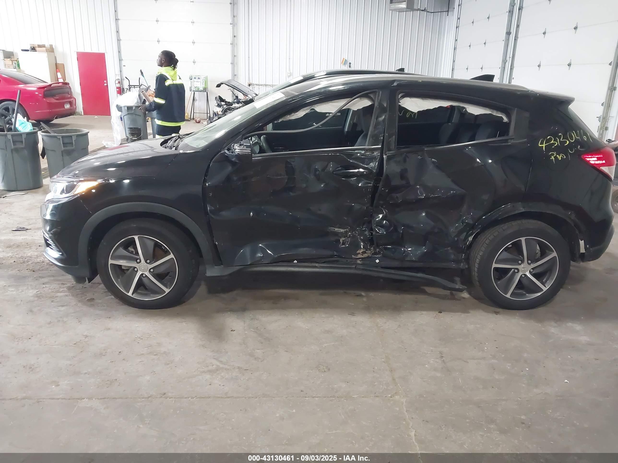 HONDA HR-V image 6