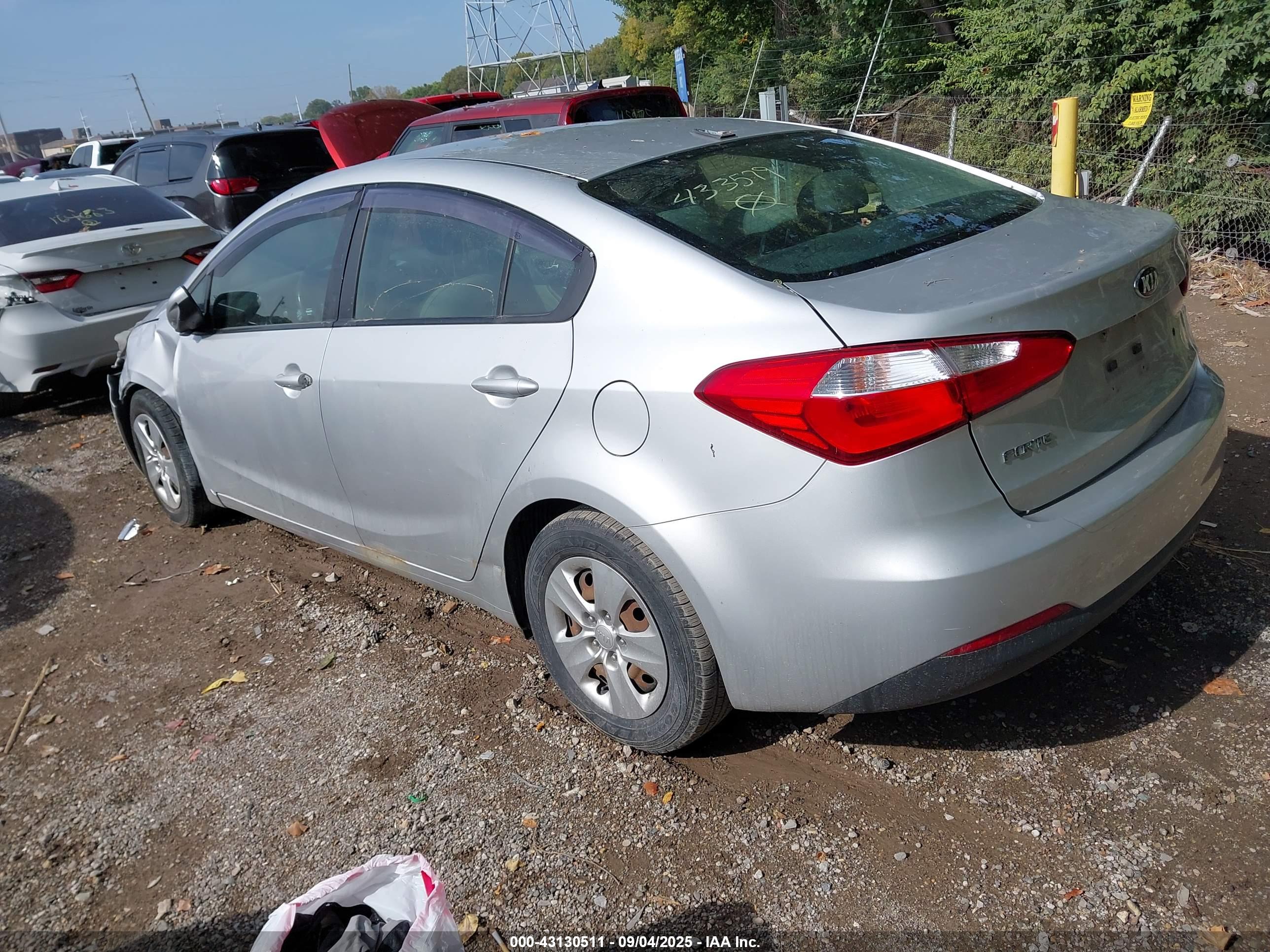 KIA FORTE image 3
