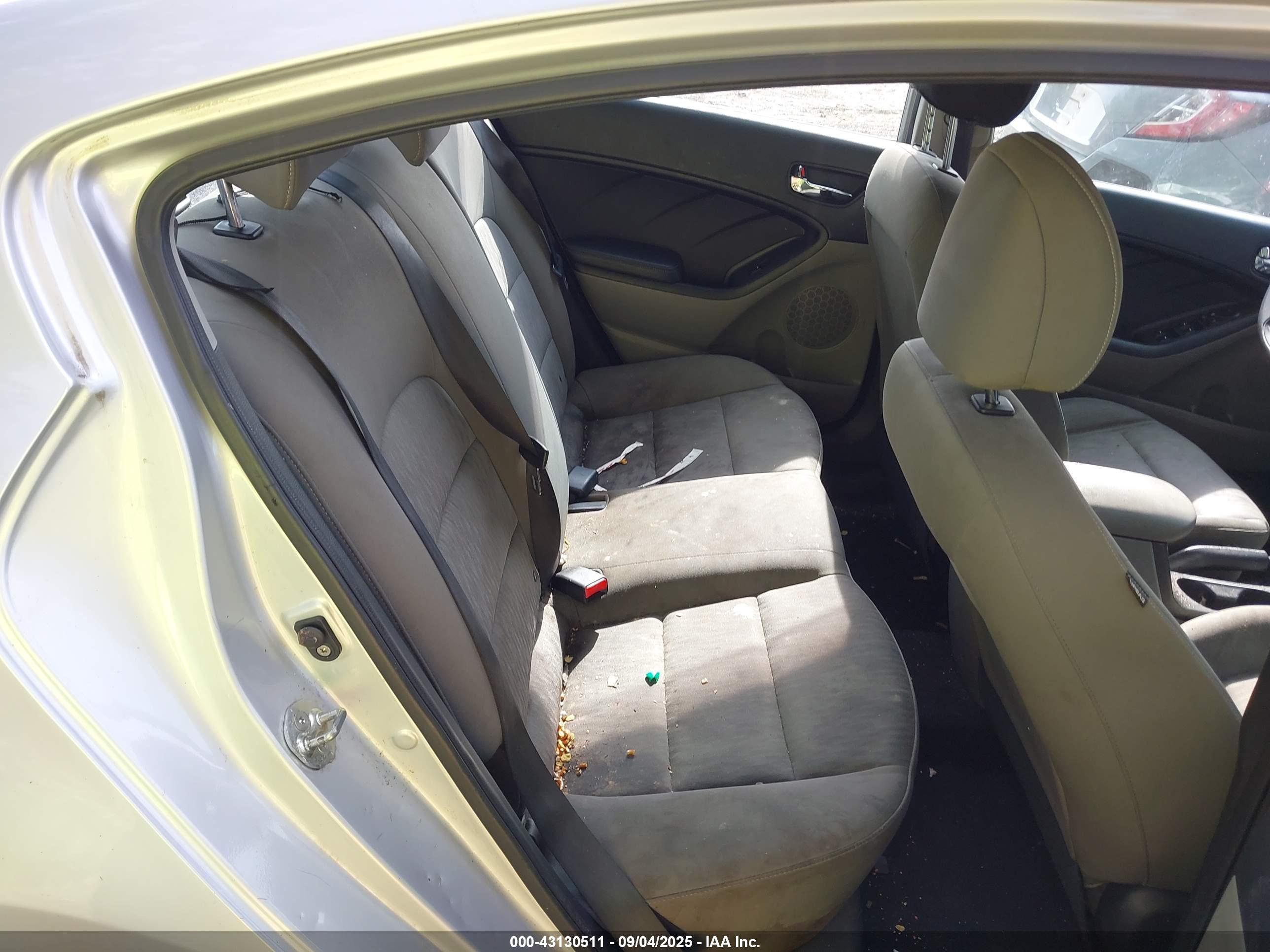 KIA FORTE image 8