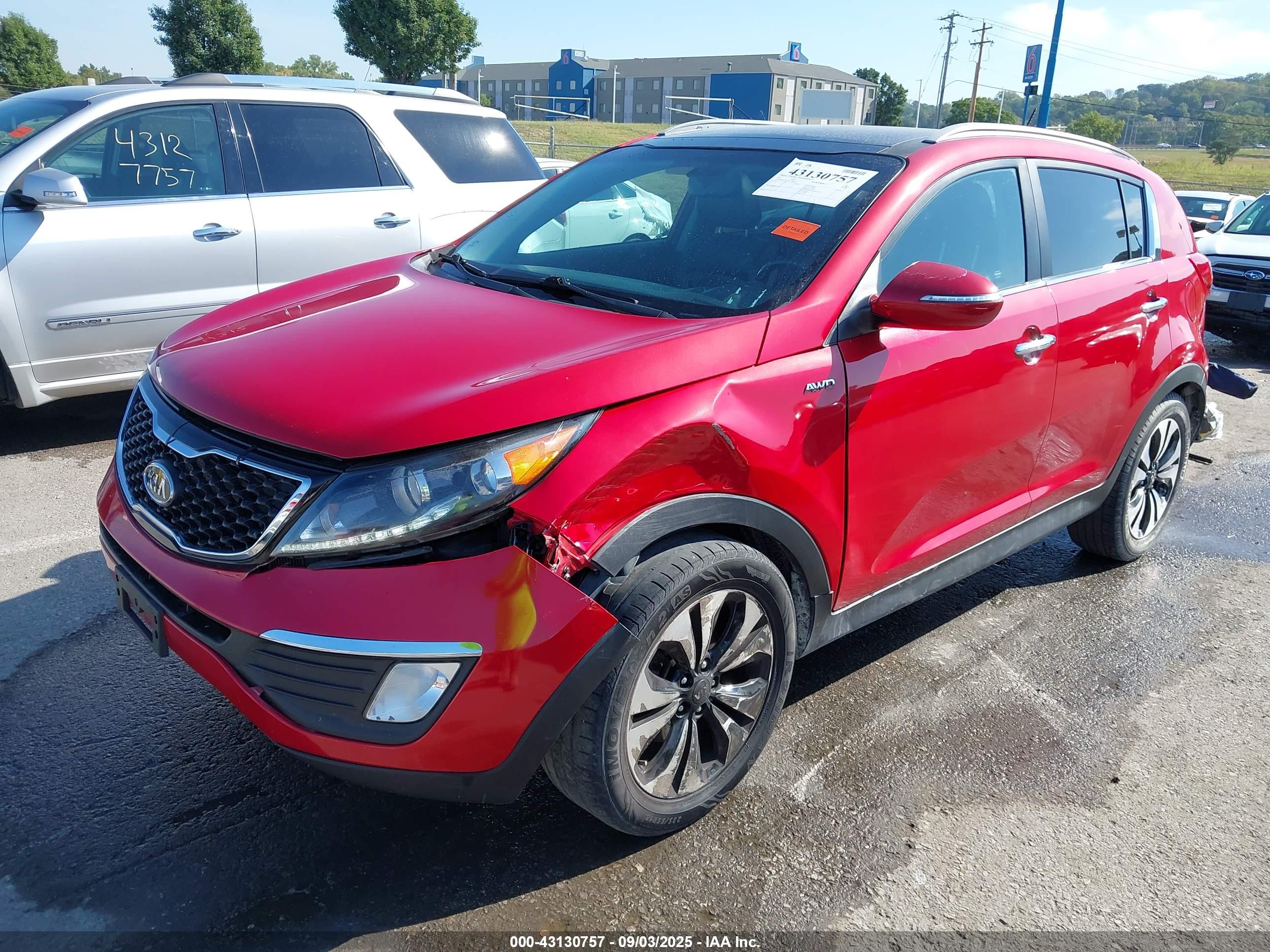 KIA SPORTAGE image 2