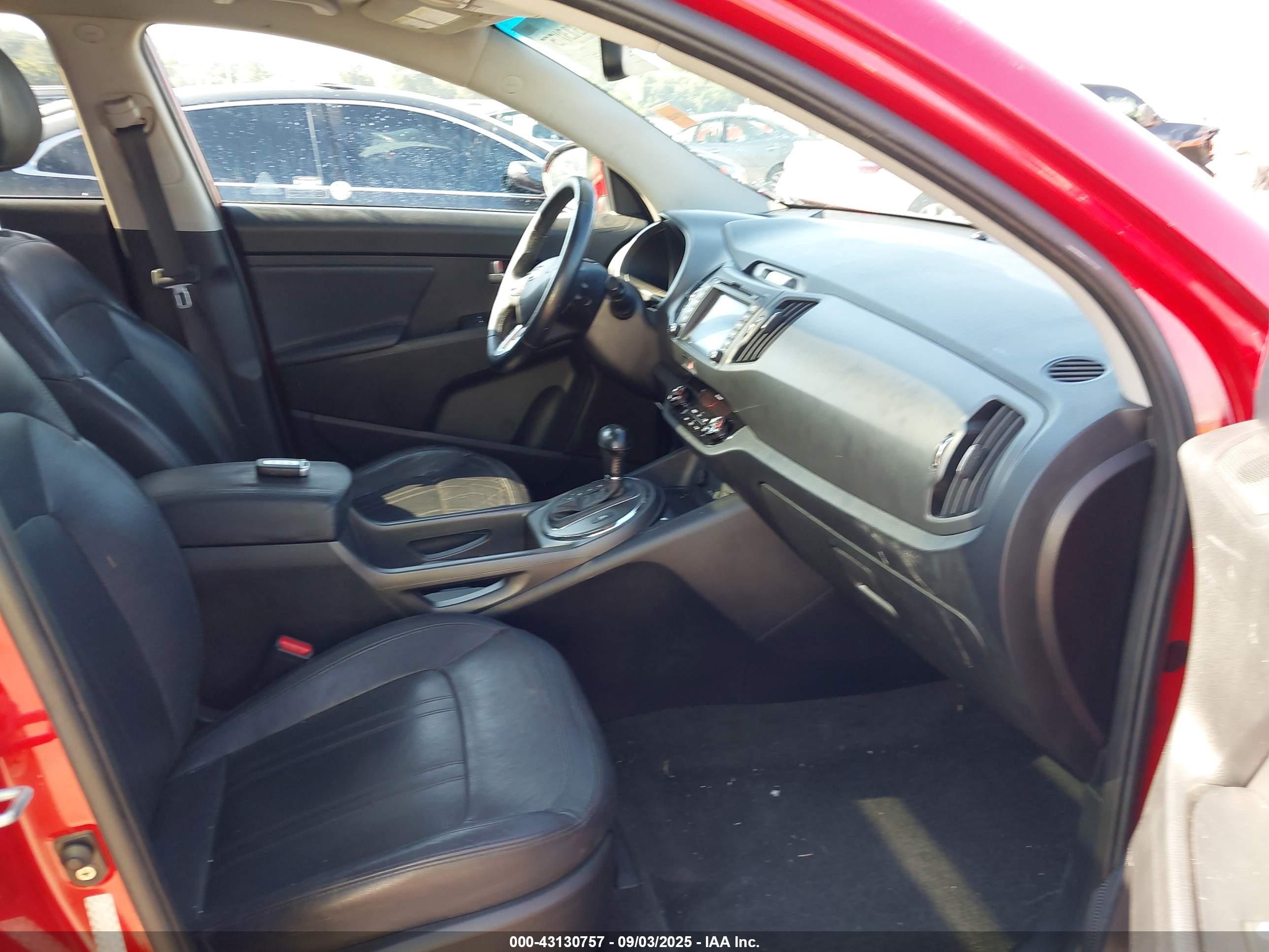 KIA SPORTAGE image 5