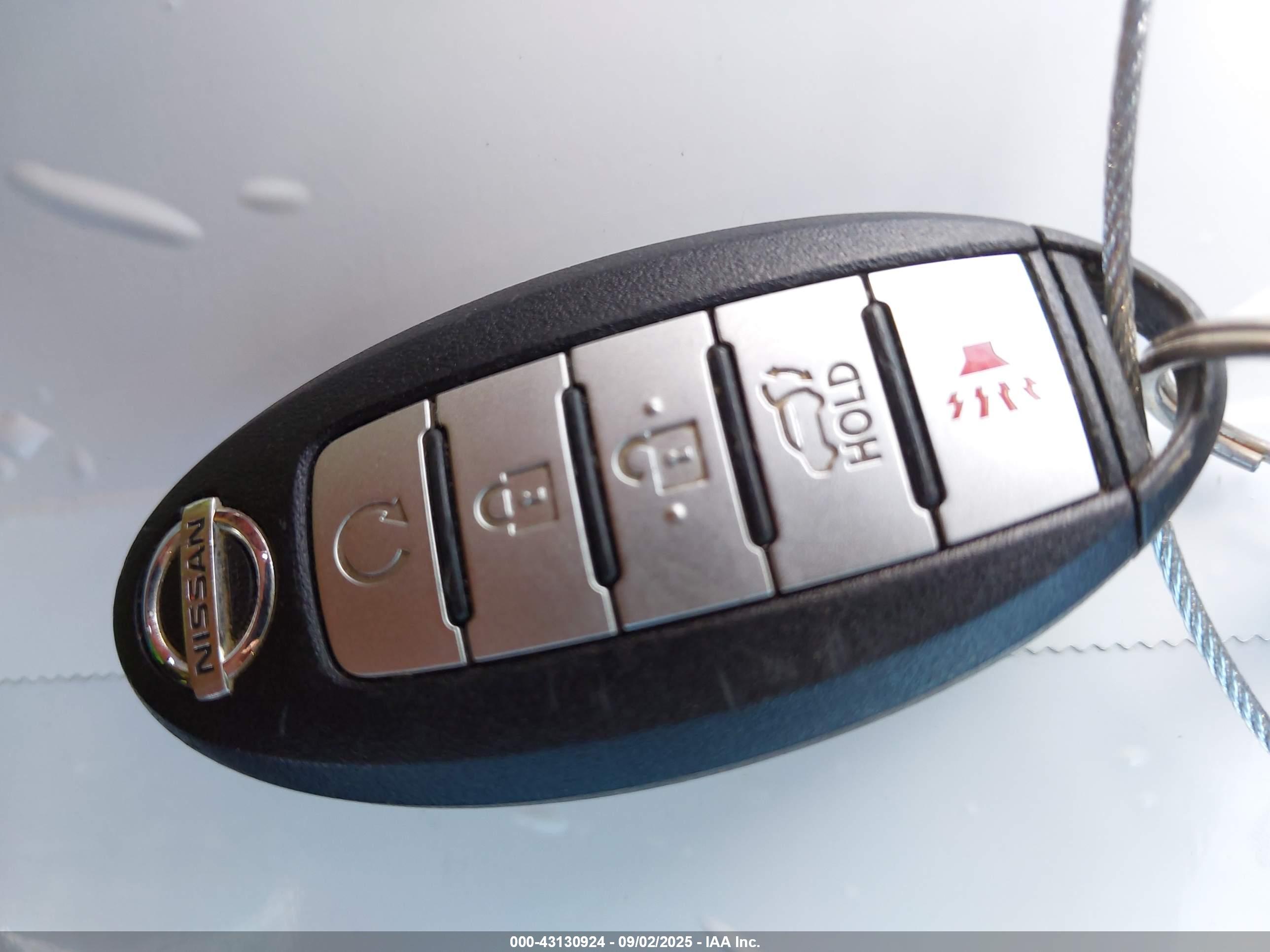 NISSAN MURANO image 11