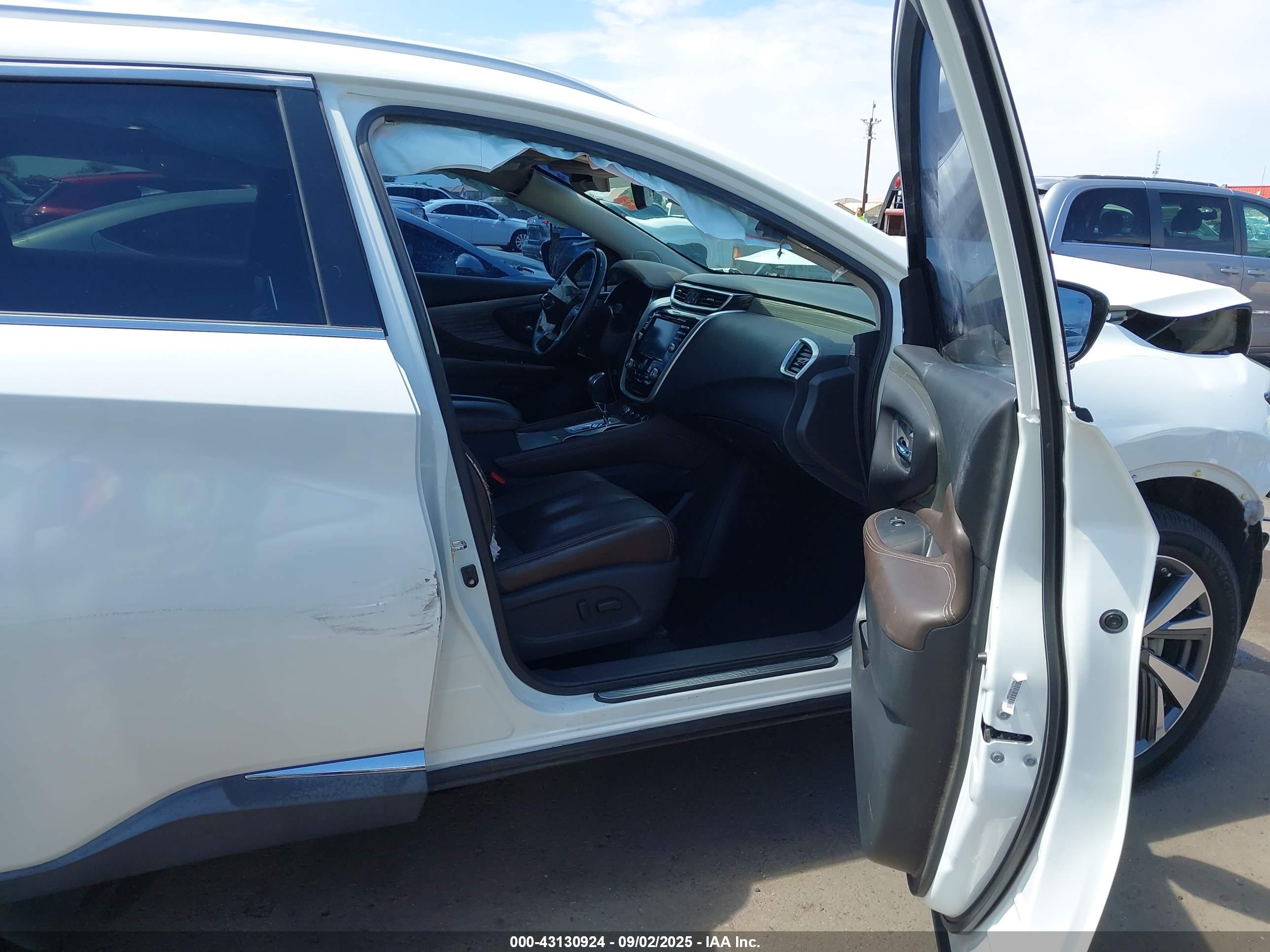 NISSAN MURANO image 5