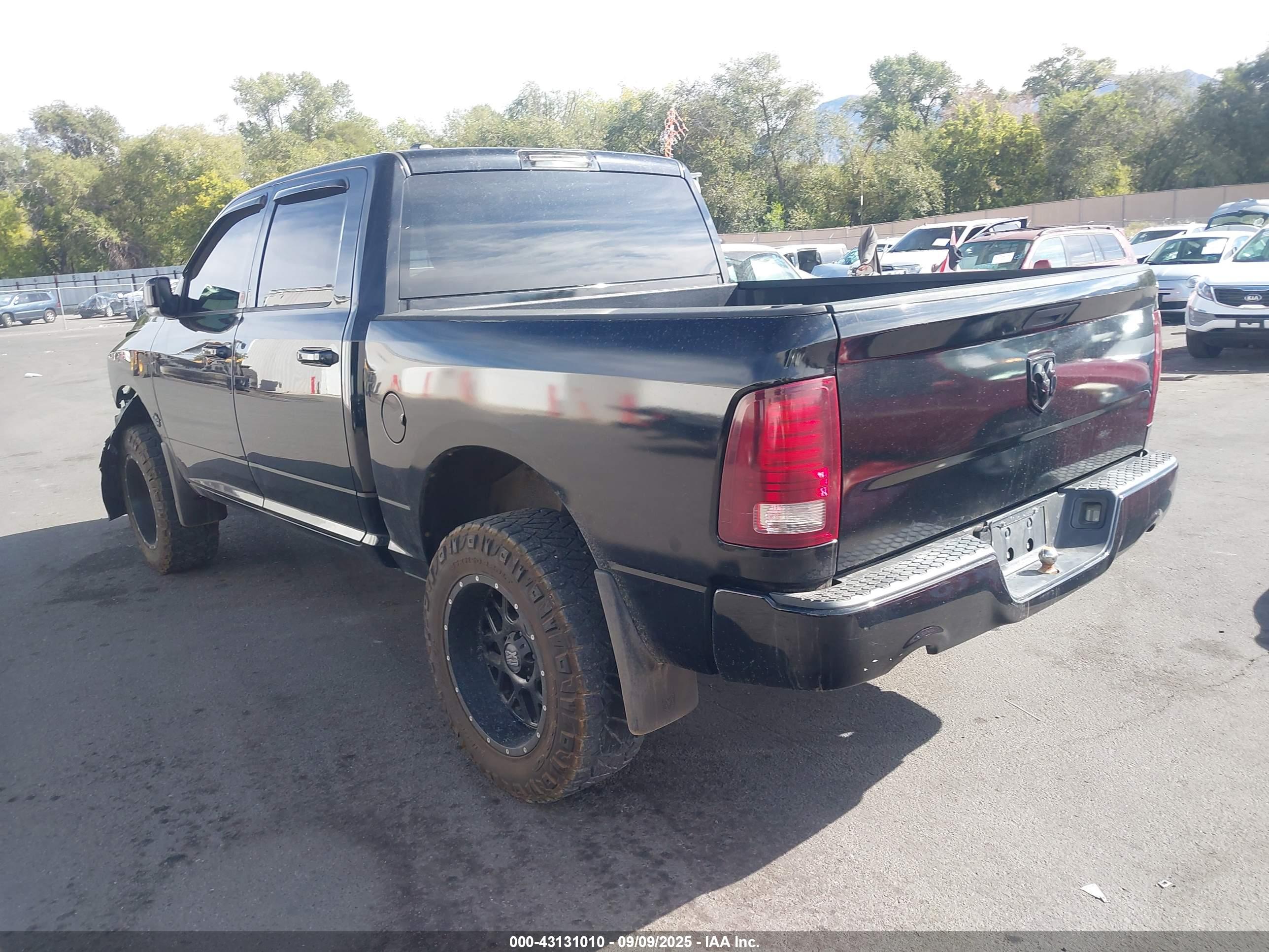 RAM 1500 image 3